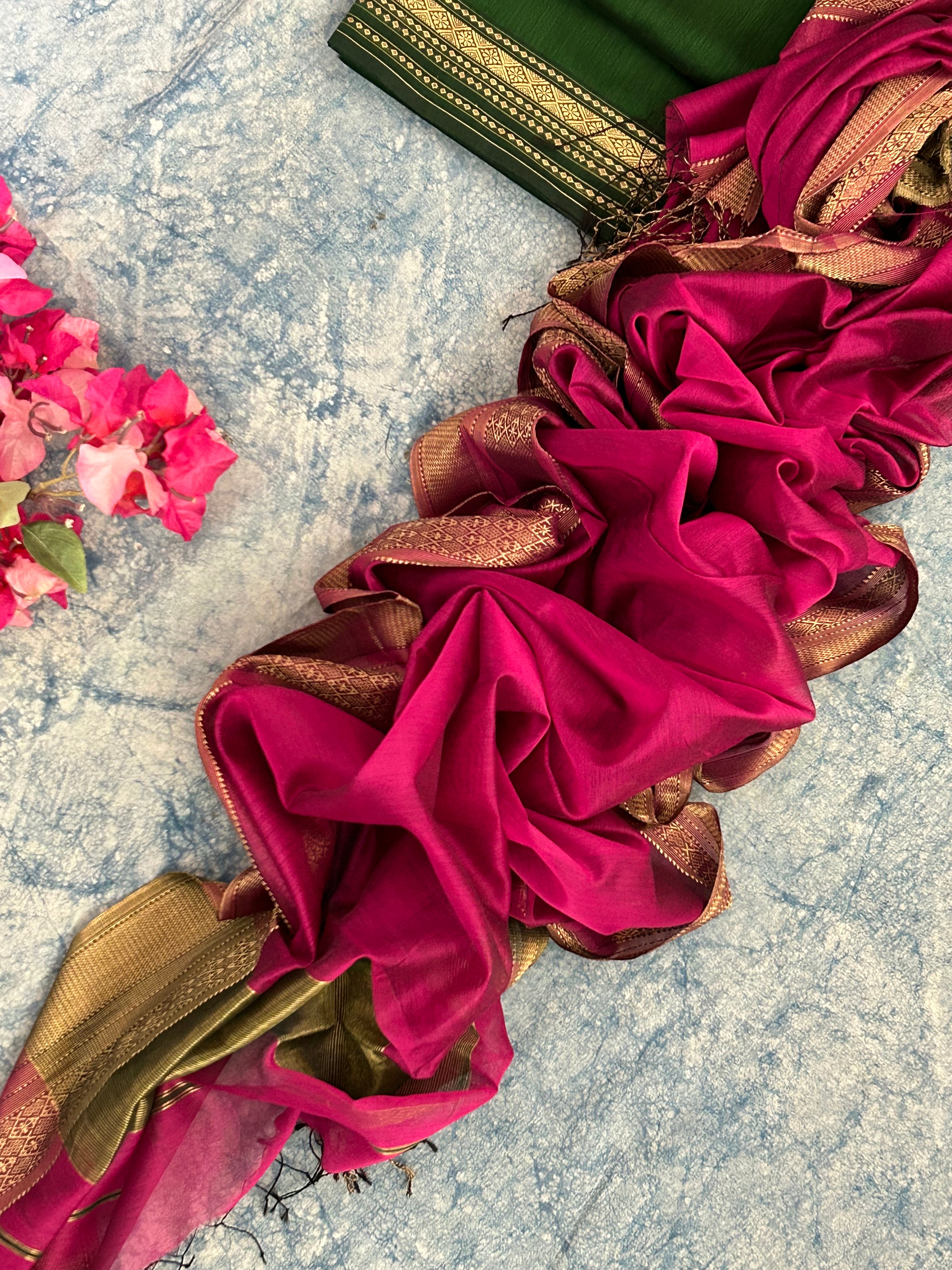 Handwoven Maheshwari Kurta Dupatta Set