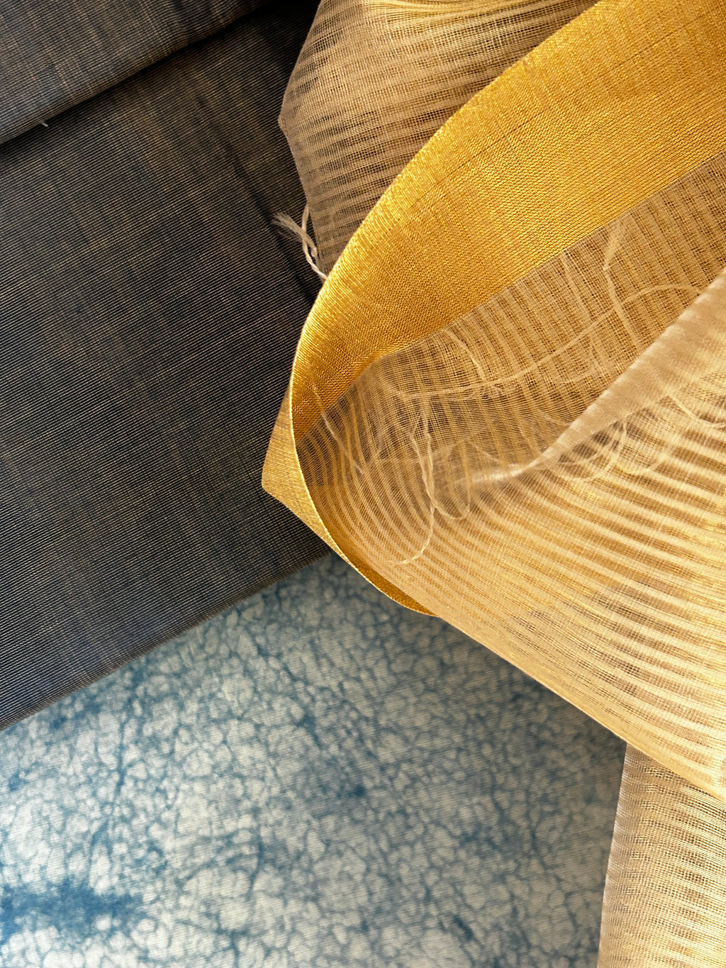 Handwoven Maheshwari tissue Kurta Dupatta Set