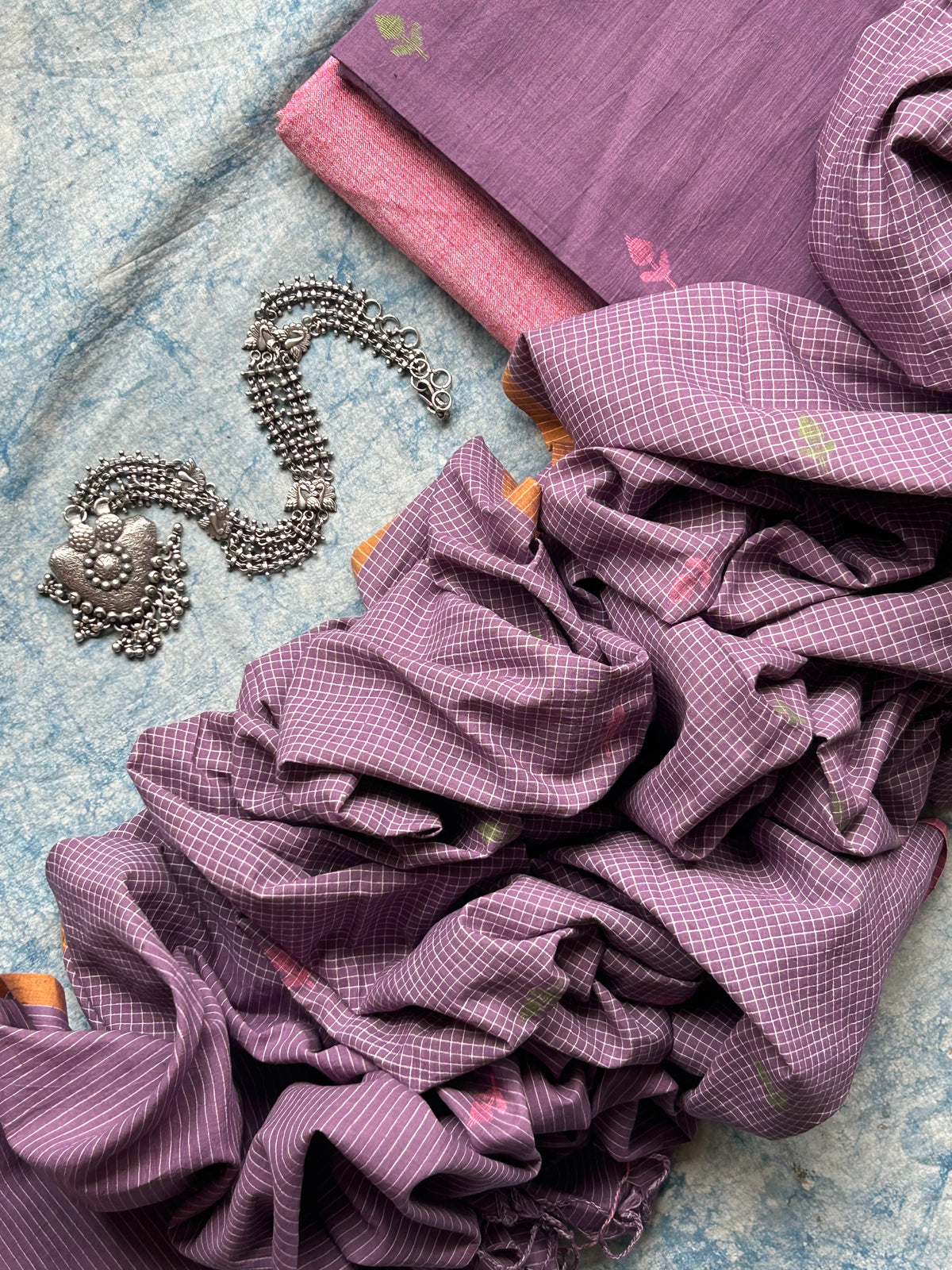 Aparajita - Handwoven Bengal Jamdani Kurta Dupatta set