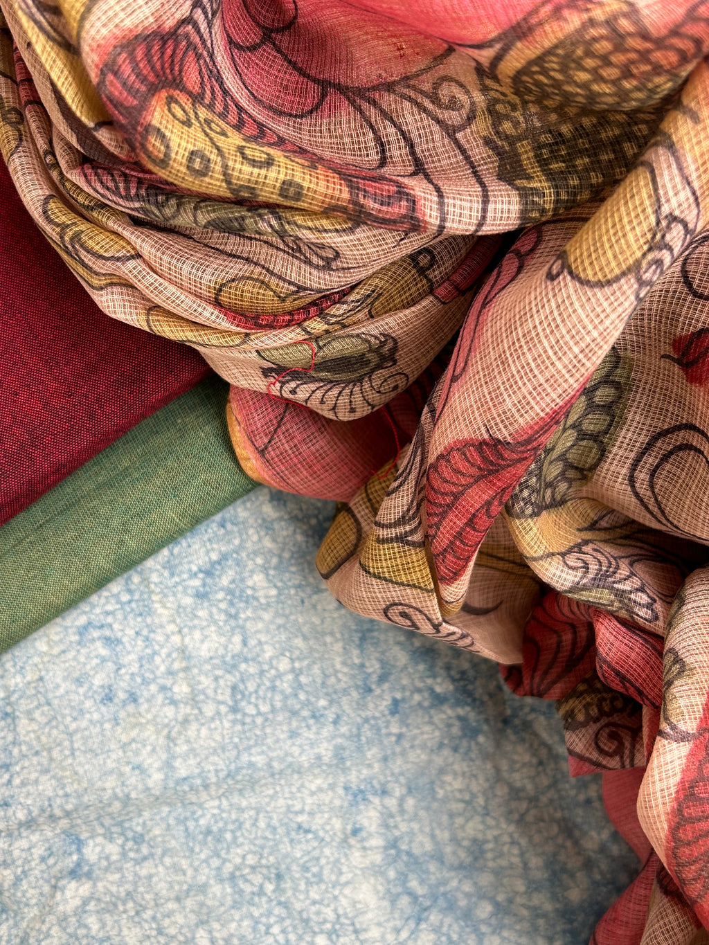 Handwoven Handcrafted Kalamkari Set