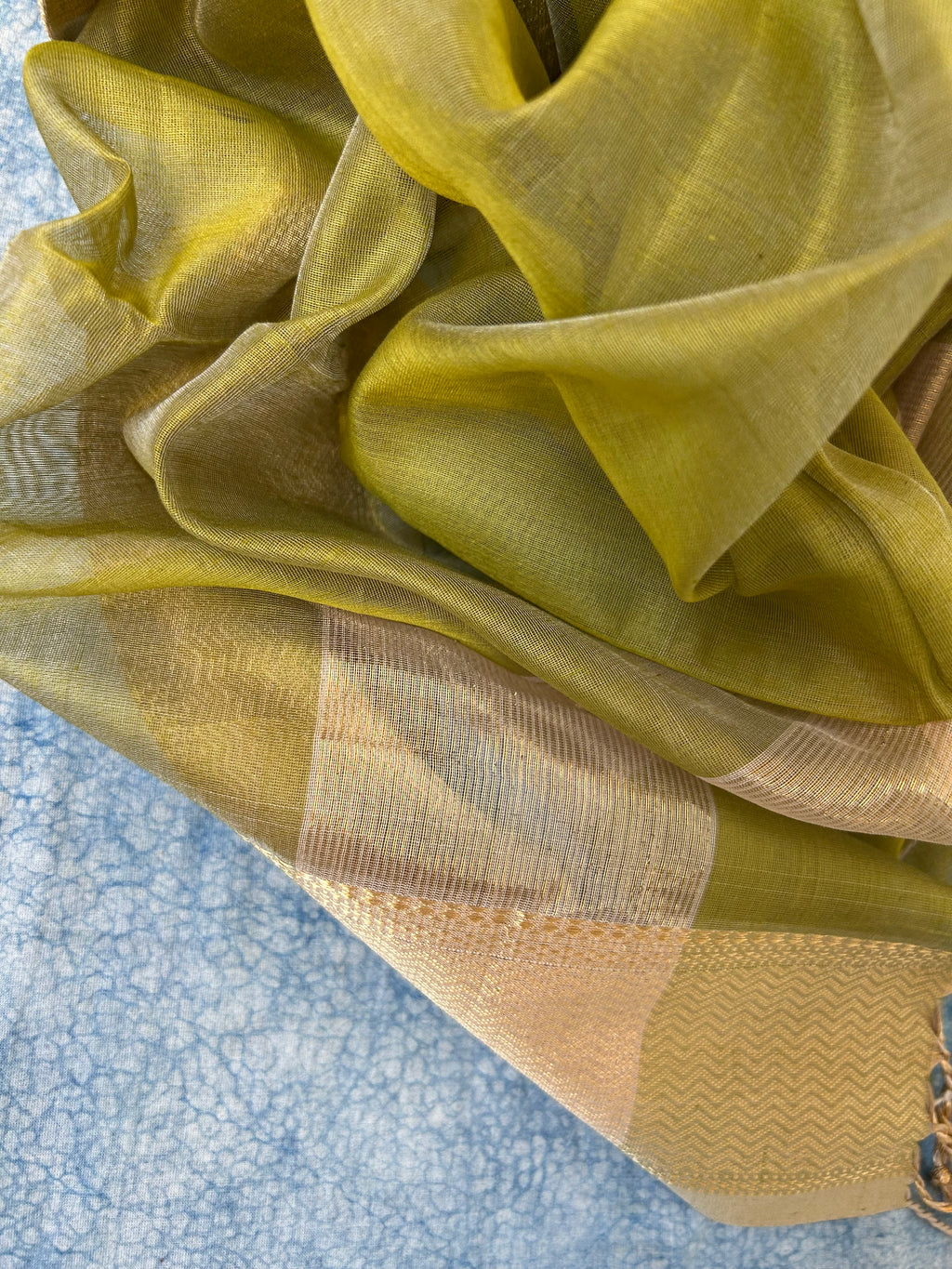 Handwoven Maheshwari Kurta Dupatta Set - Almond and Lime Green