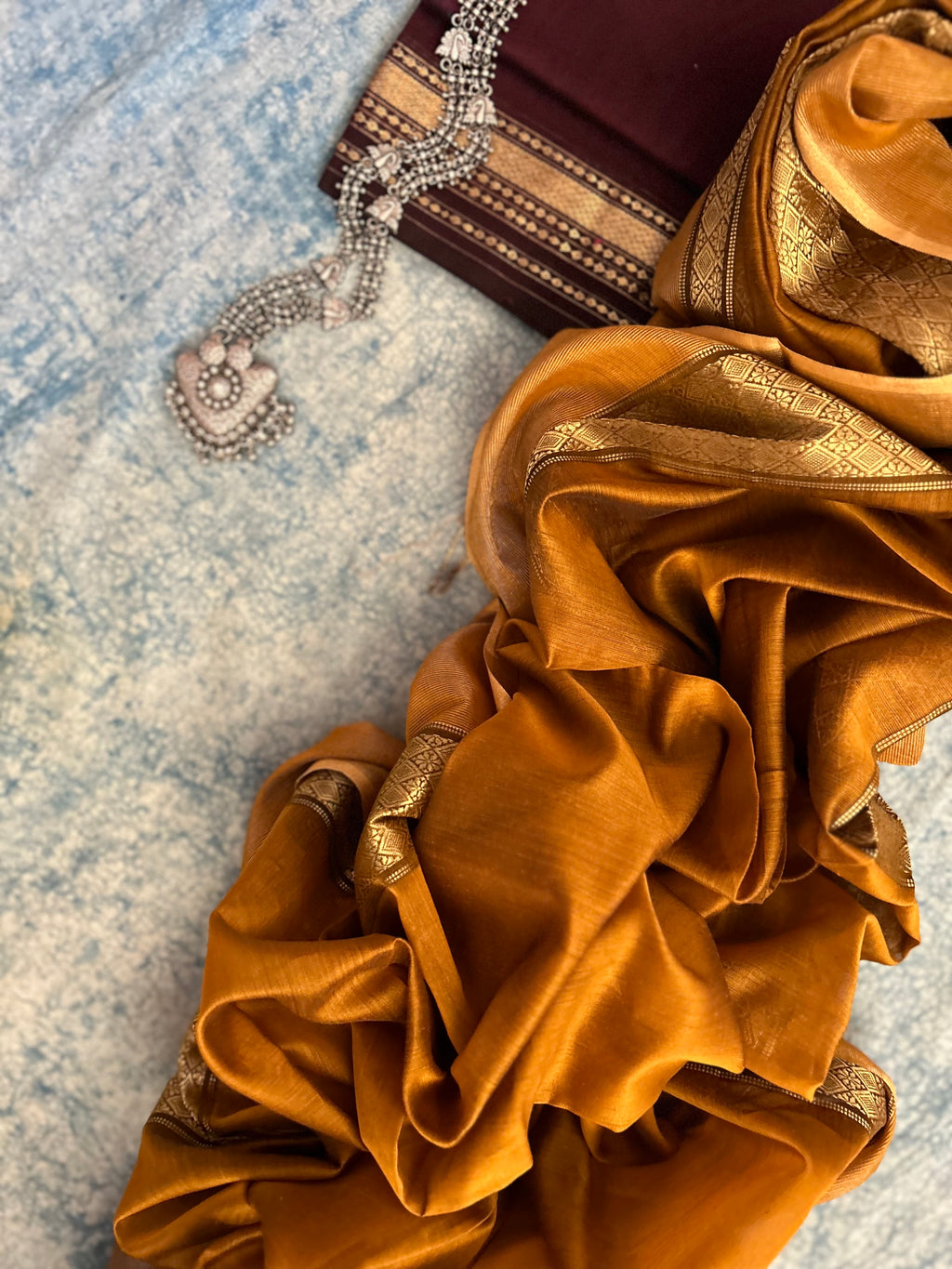 Handwoven Maheshwari Kurta Dupatta Set
