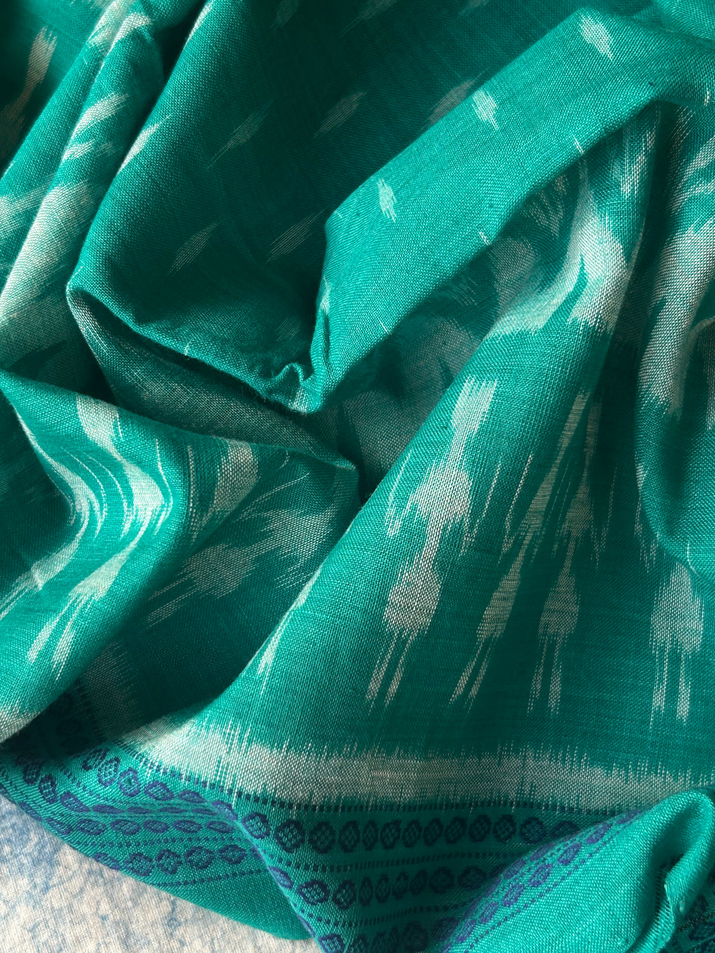 Shyama - Handwoven Ikath Kurta Dupatta Set