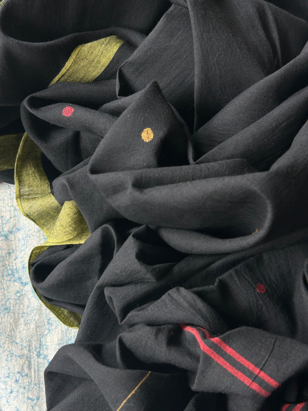 Gulaal - Handwoven Bengal Jamdani Kurta Dupatta set