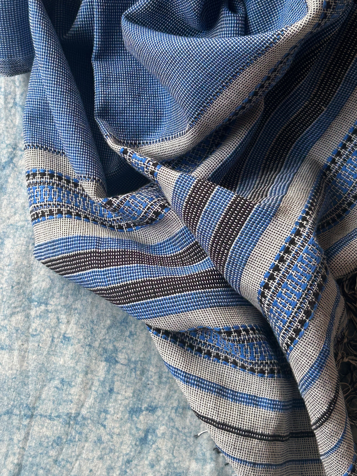 Tara - Handwoven Kotpad Bhujodi Set