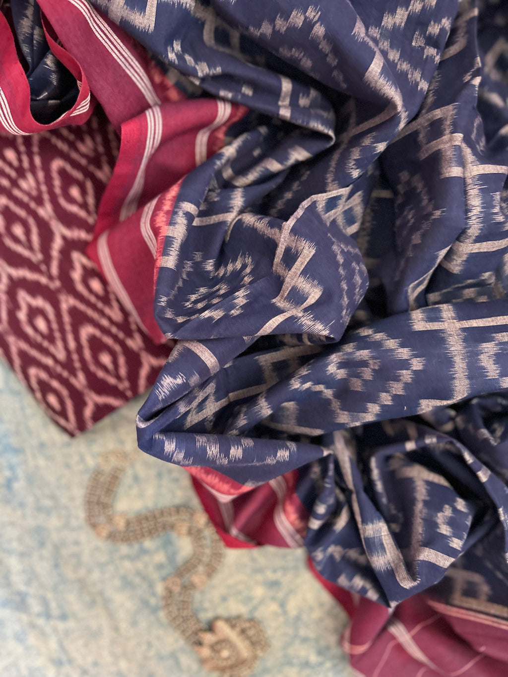 Handwoven Ikat Kurta Telia Dupatta Set
