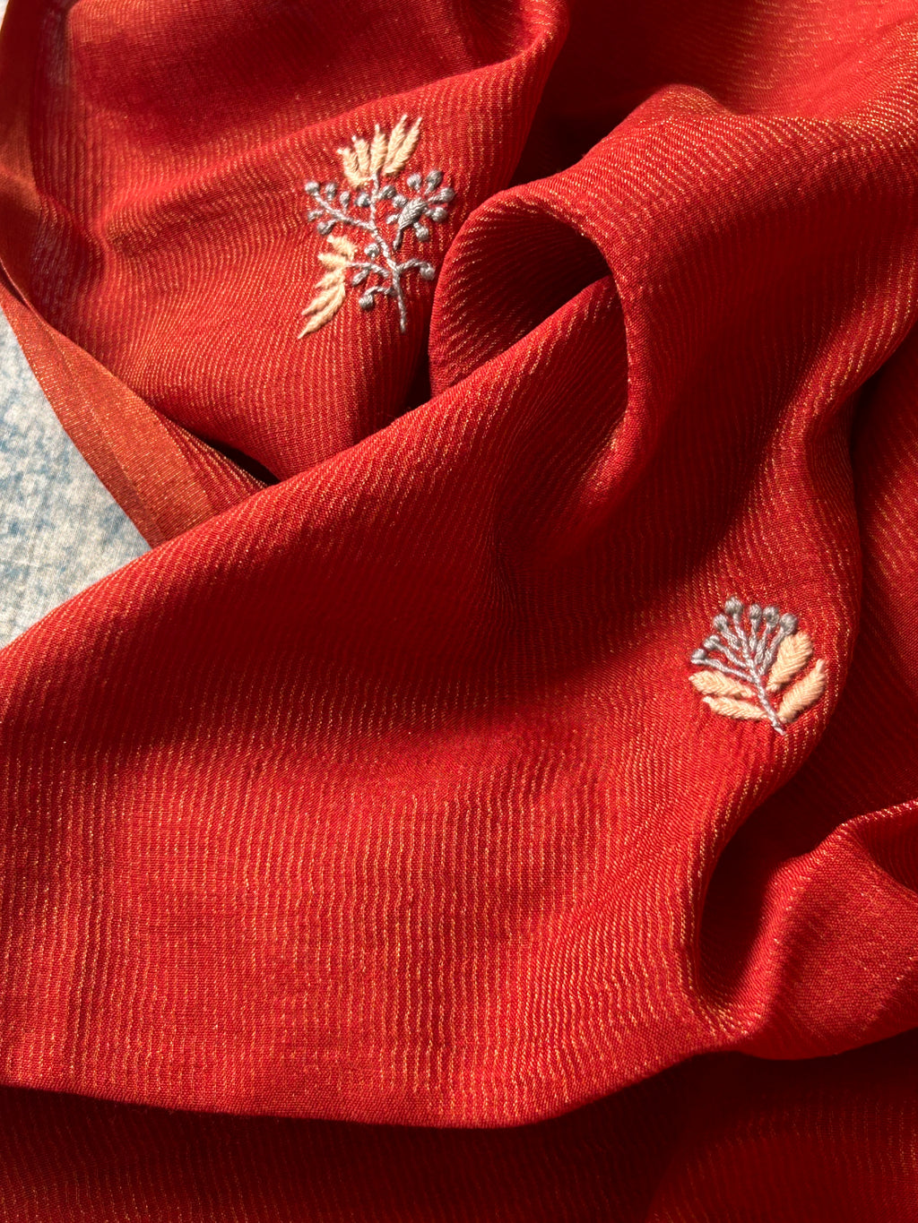 Ketaki- Handwoven Chikankari Work Maheshwari Tissue Set