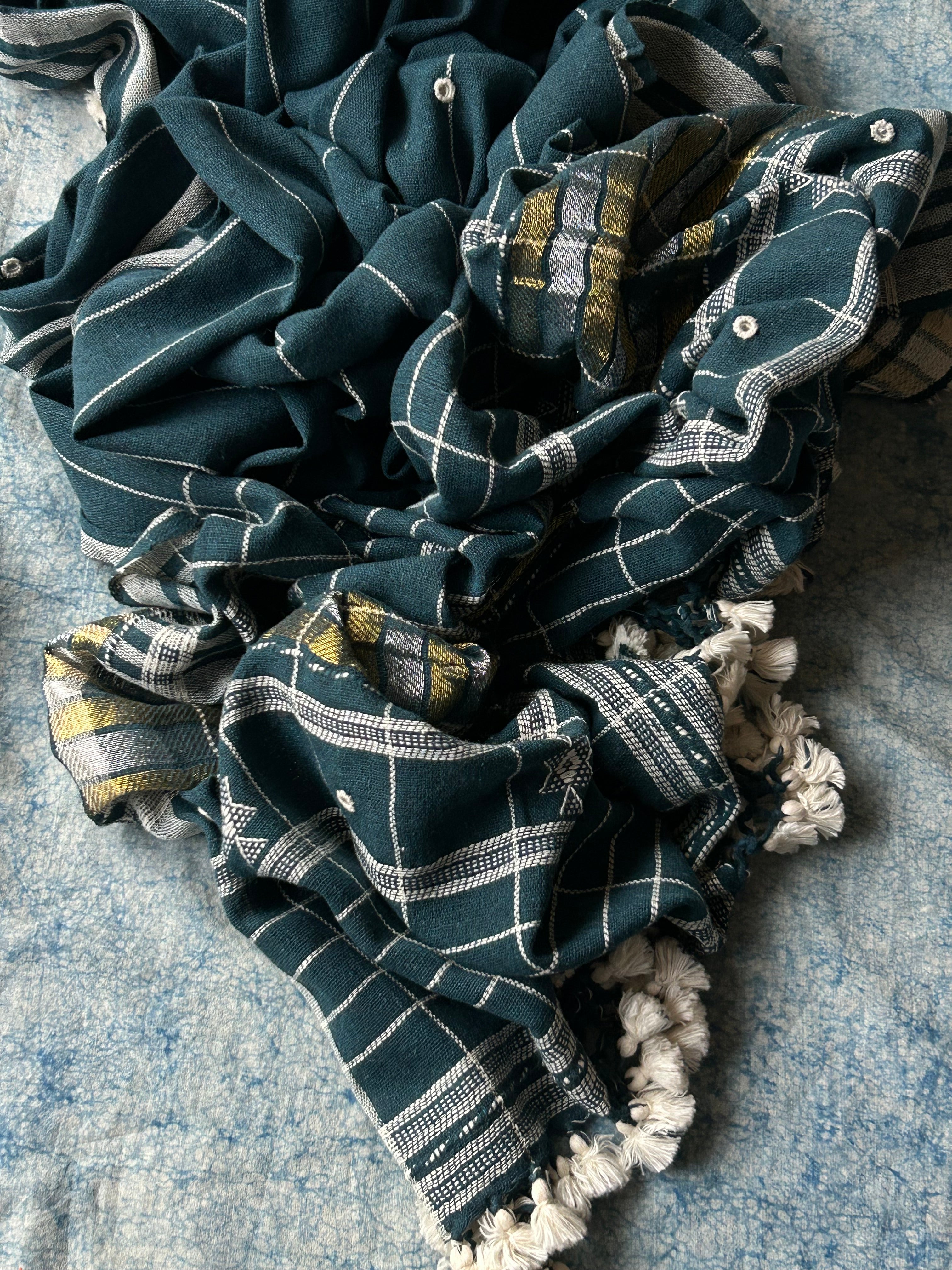 Savera - Handwoven Bhujodi Kala Cotton Set