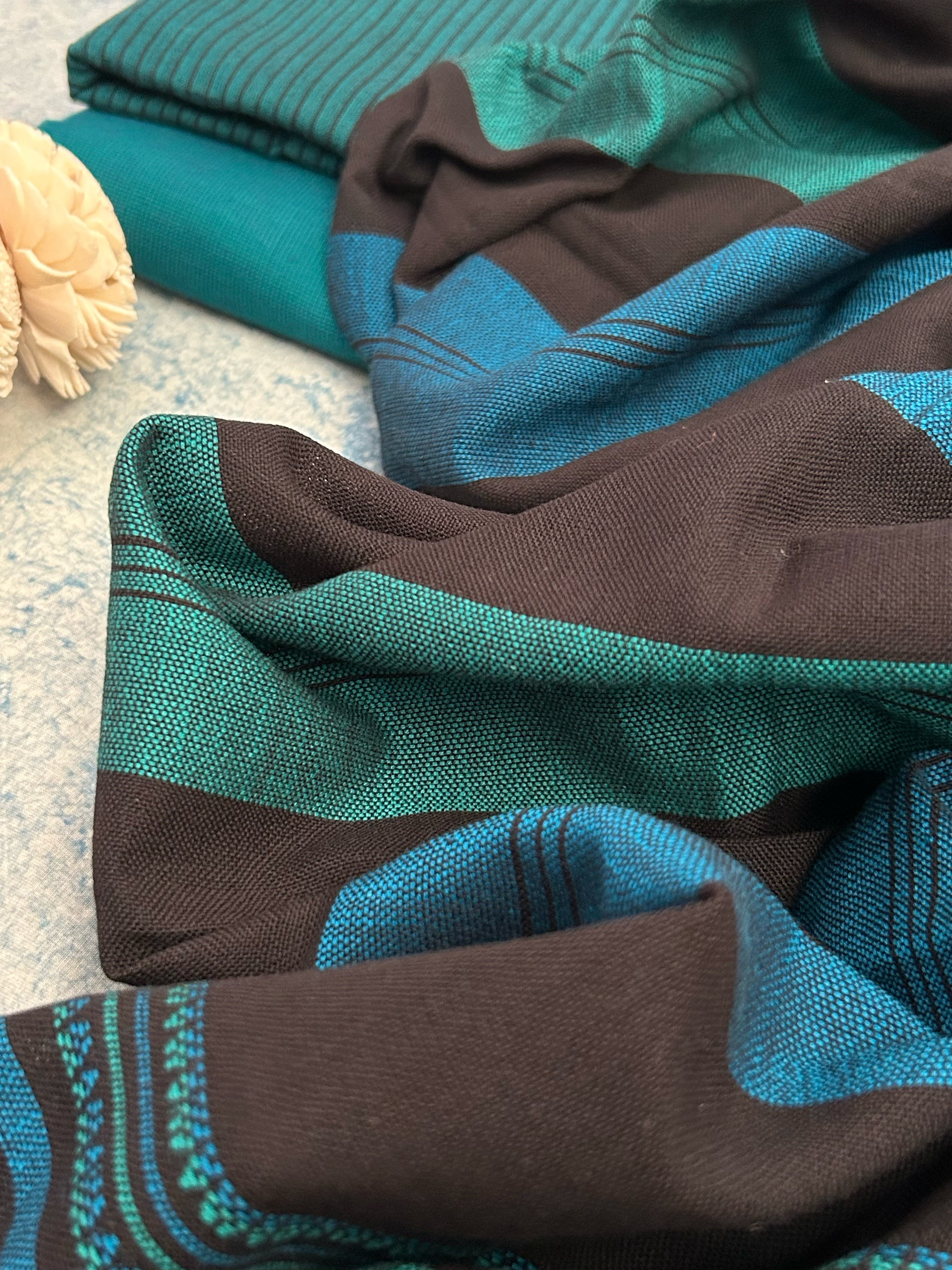 Handwoven Bhujodi Set - Teal