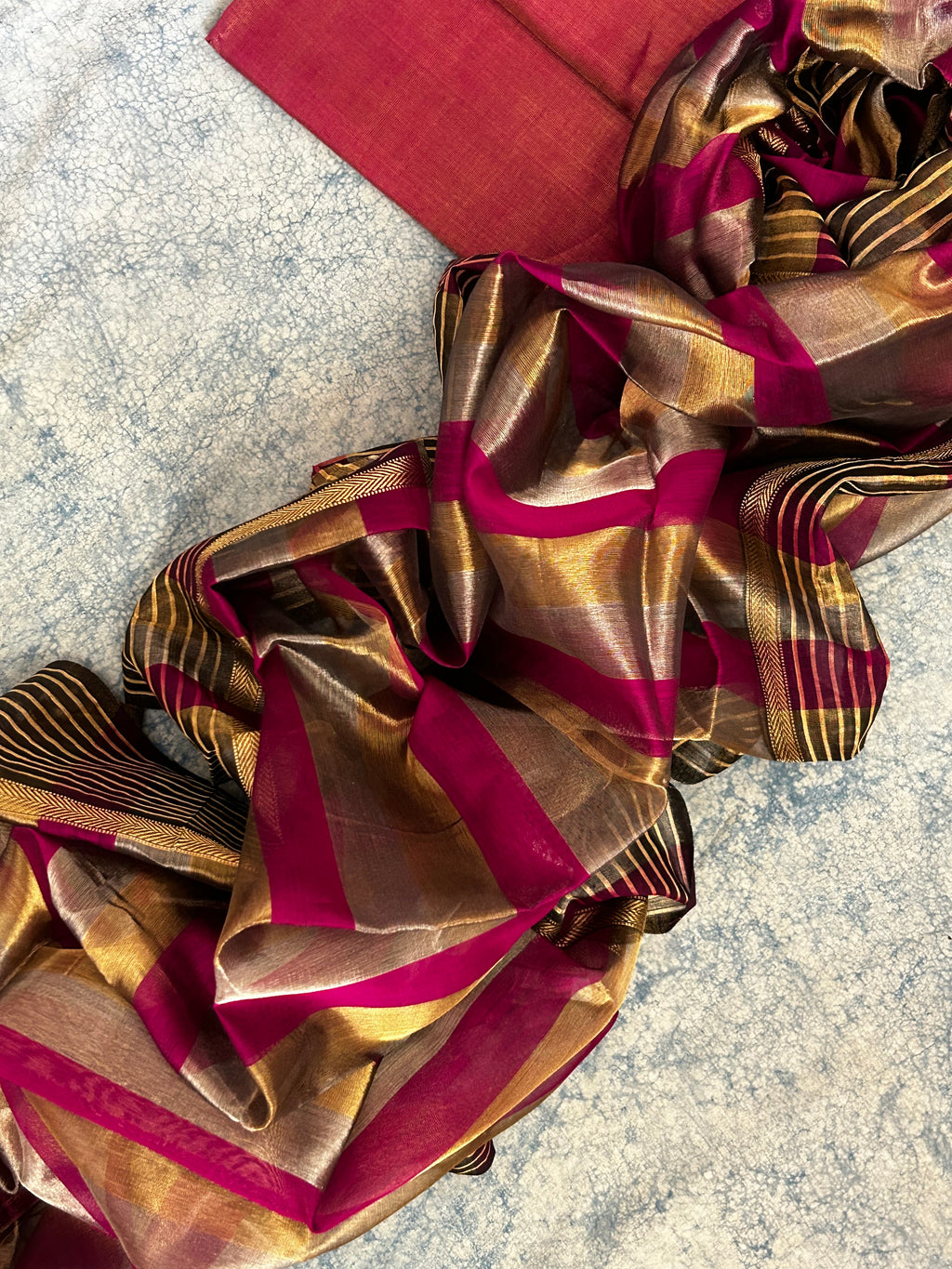 Handwoven Maheshwari tissue Kurta Dupatta Set