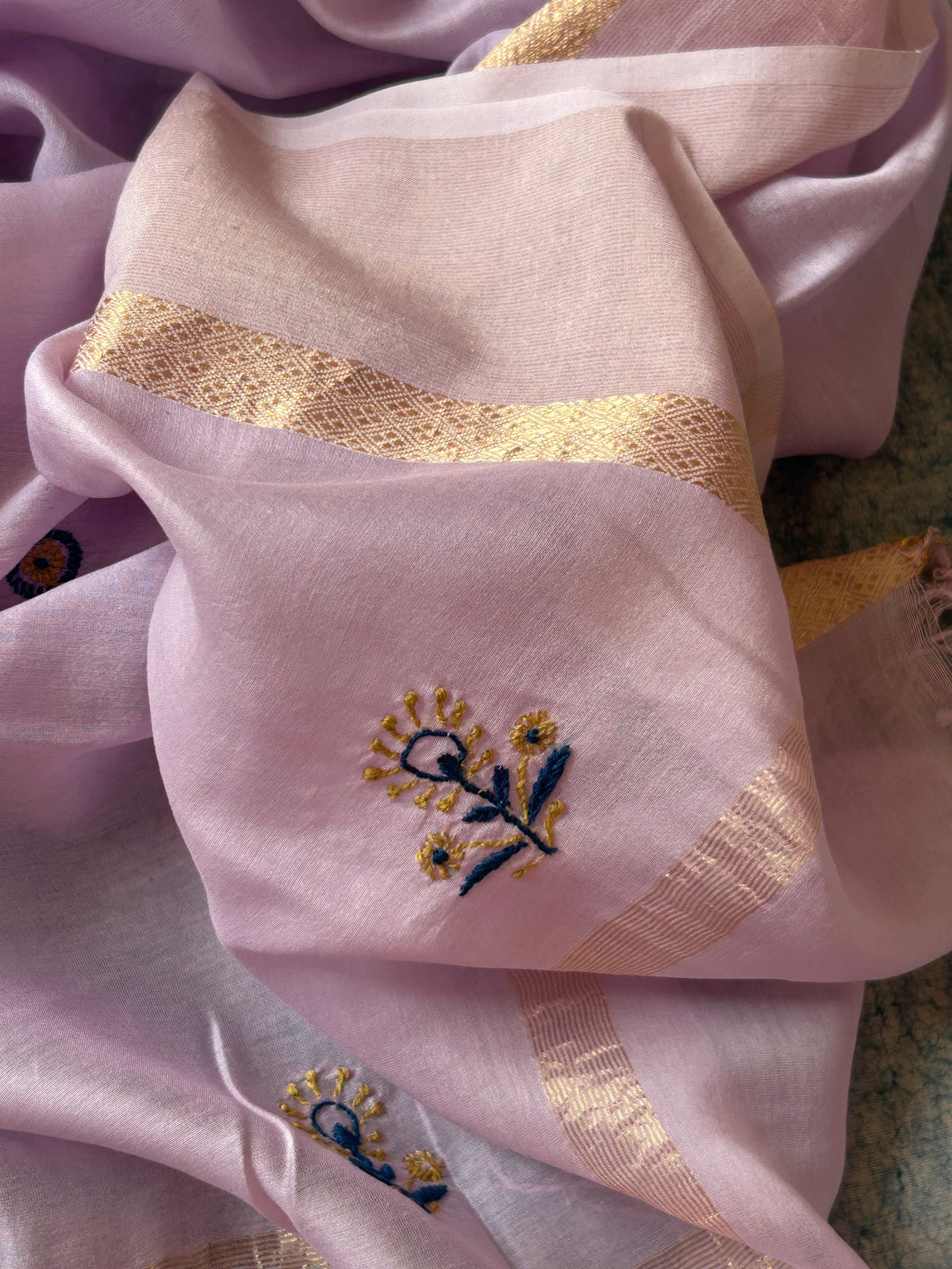 Tanvi - Handwoven Chikankari Work Maheshwari Set
