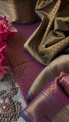 Handwoven Tissue Maheshwari Kurta Dupatta Set
