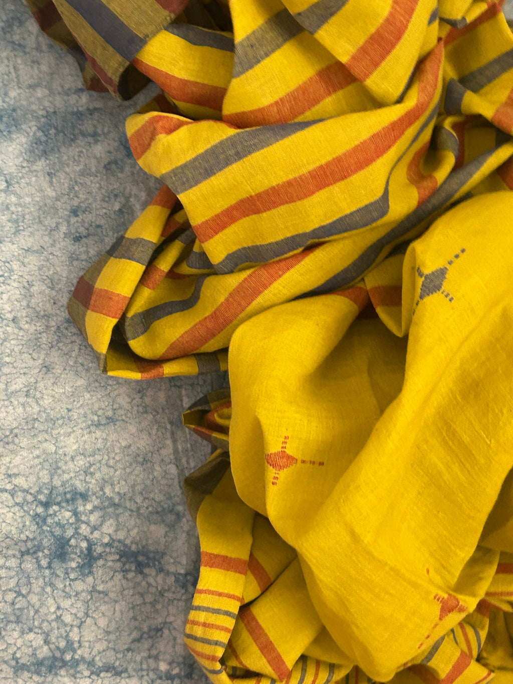 Genda Phool  - Handwoven Bengal Jamdani Kurta Dupatta set