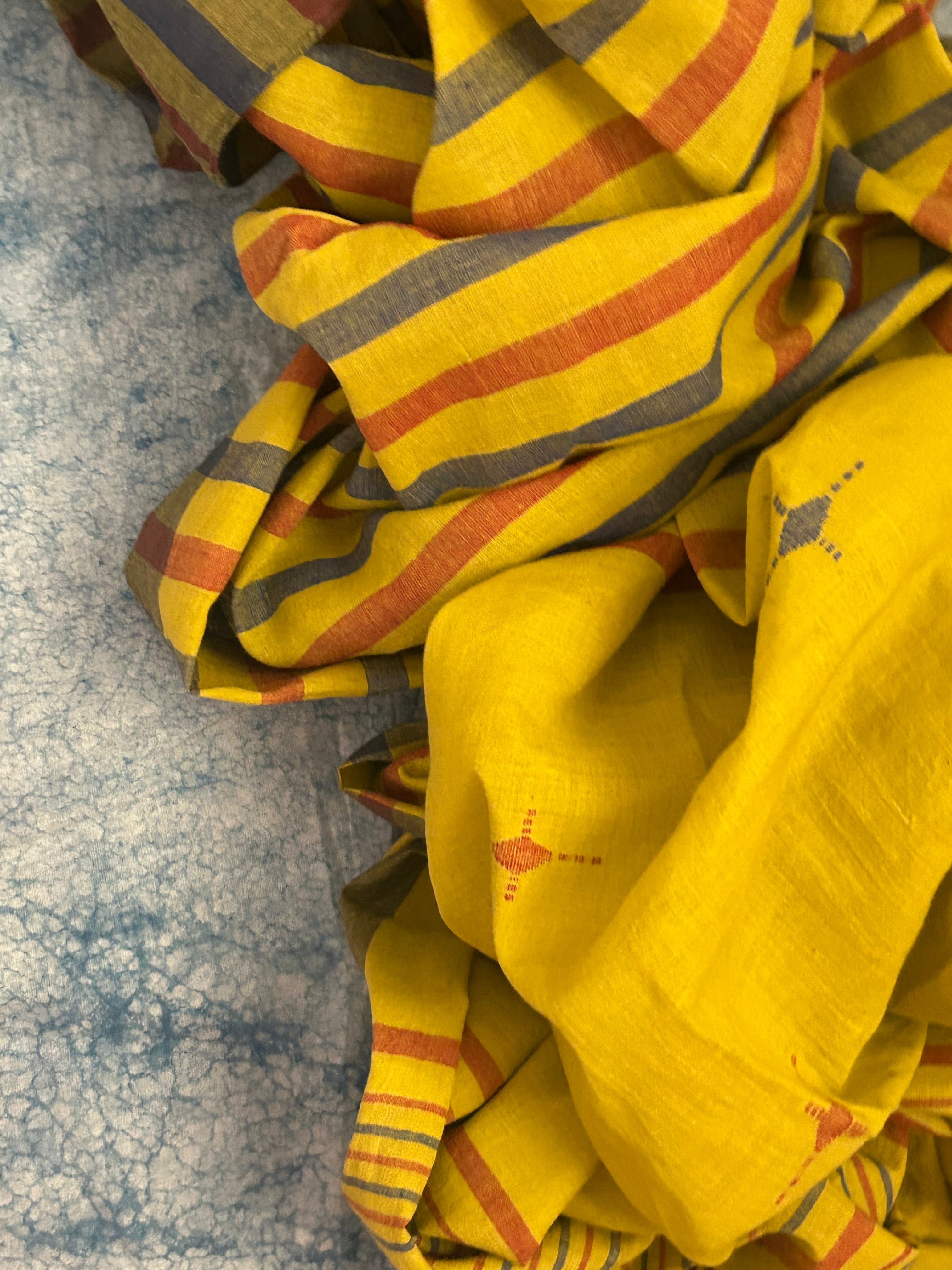 Genda Phool  - Handwoven Bengal Jamdani Kurta Dupatta set
