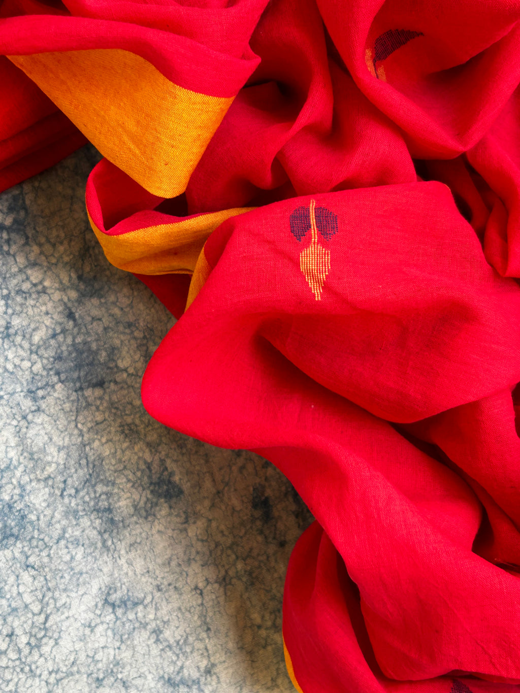 Laal Gulaab - Handwoven Bengal Jamdani Kurta Dupatta set
