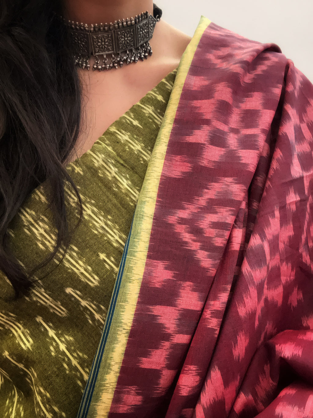 Handwoven Ikat Kurta Telia Dupatta Set