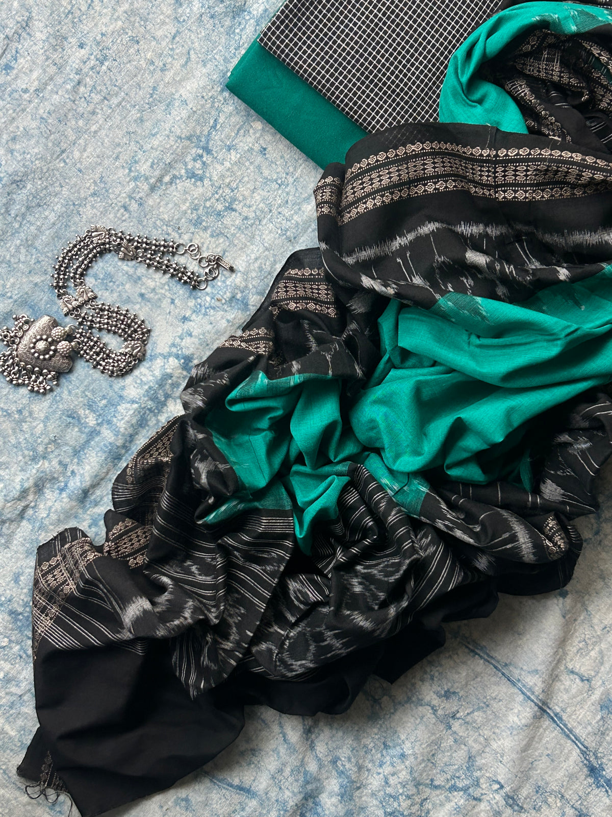 Krishna - Handwoven Ikath Kurta Dupatta Set