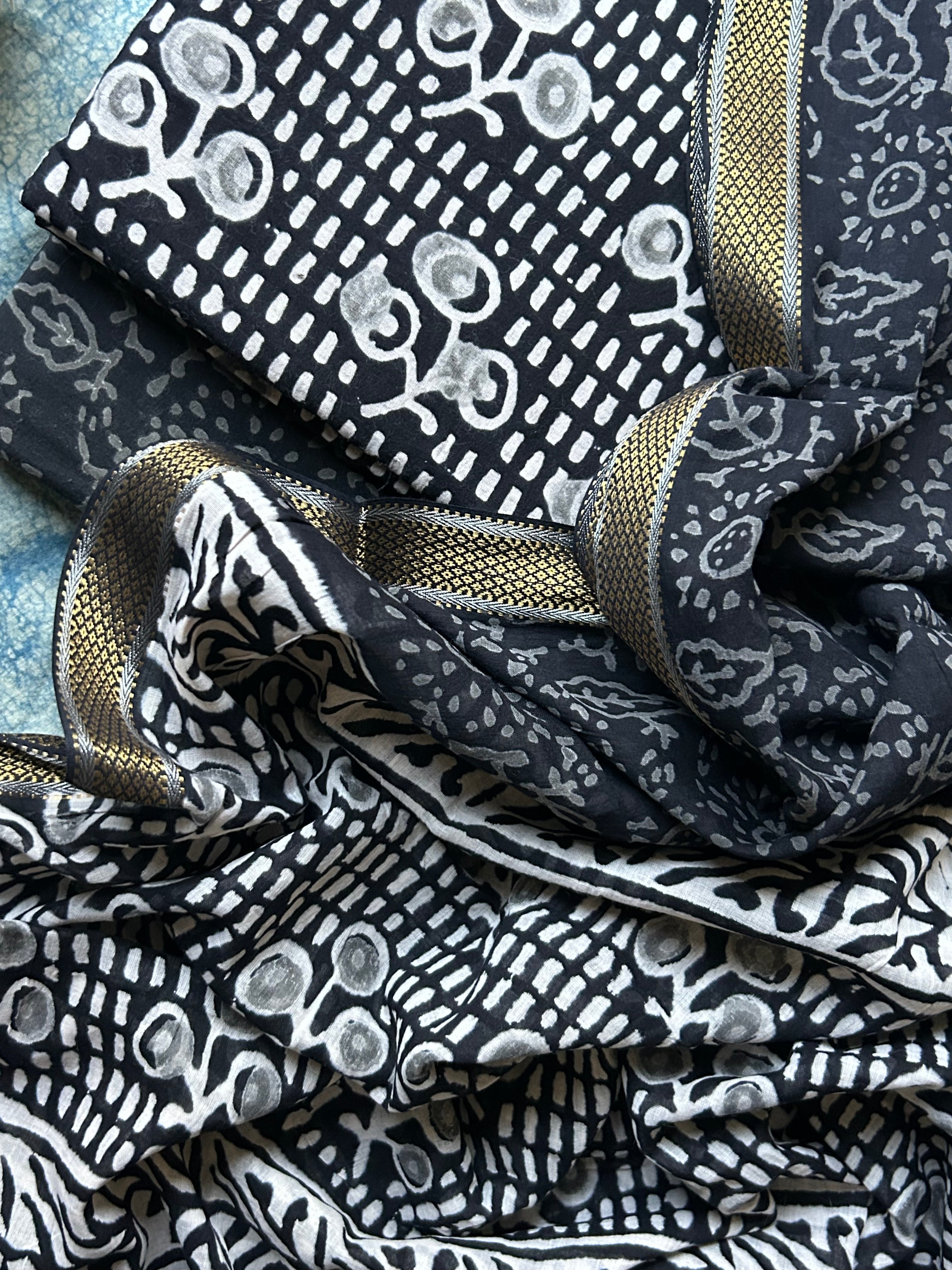 Handcrafted Cotton Suit Set - Midnight Black 2