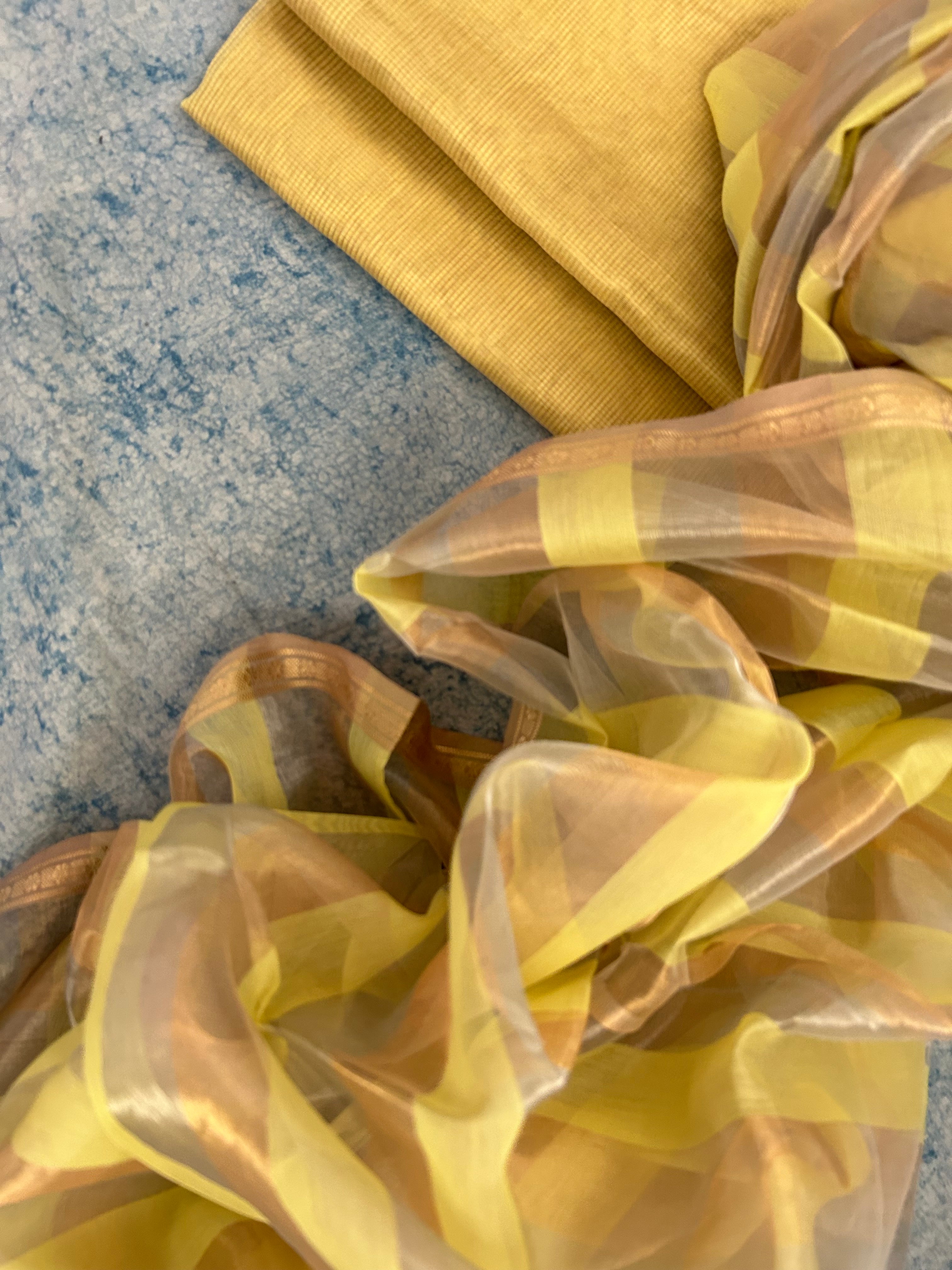 Handwoven Maheshwari Kurta Dupatta Set - Light Yellow