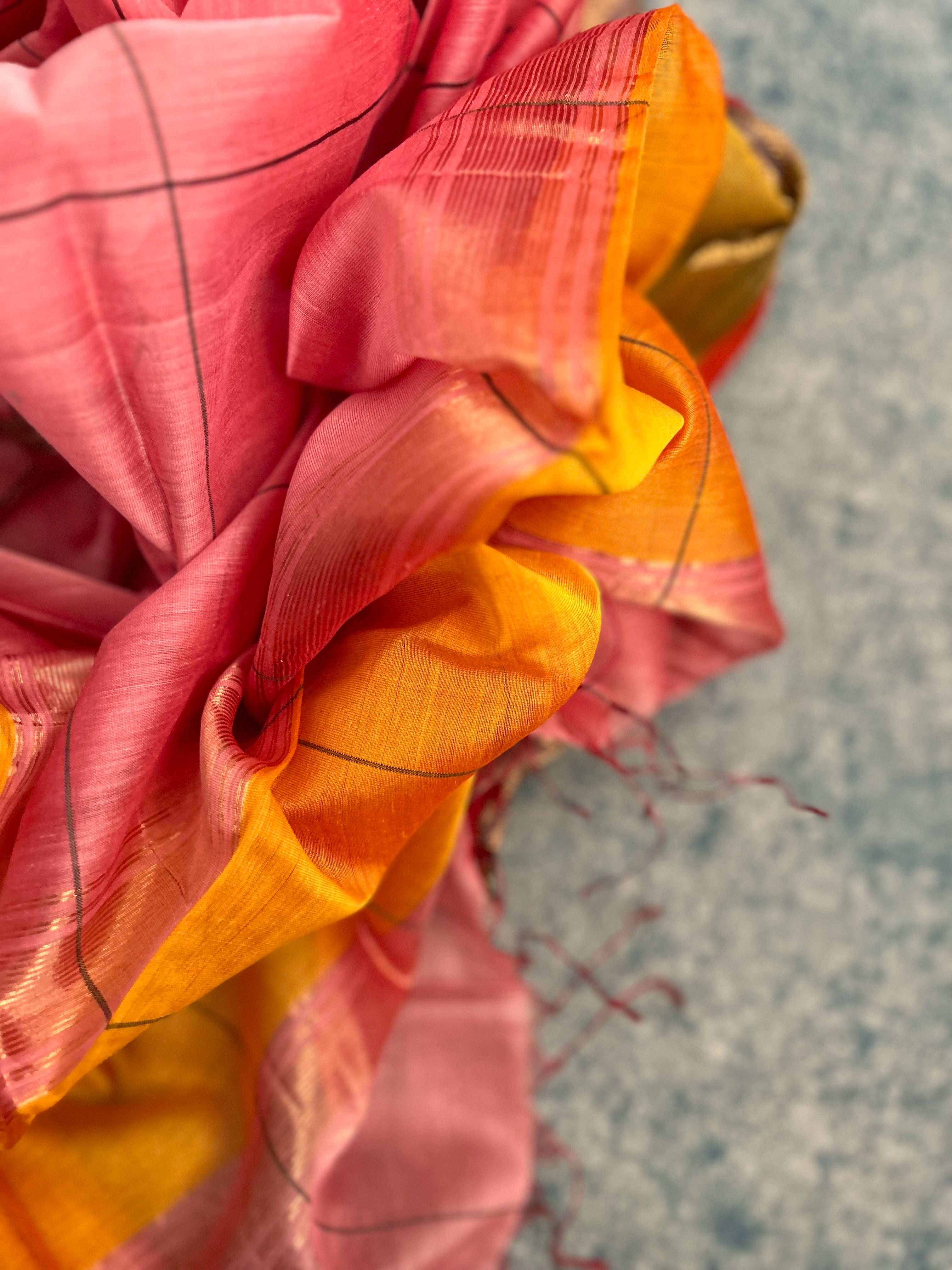 Handwoven Maheshwari Kurta Dupatta Set
