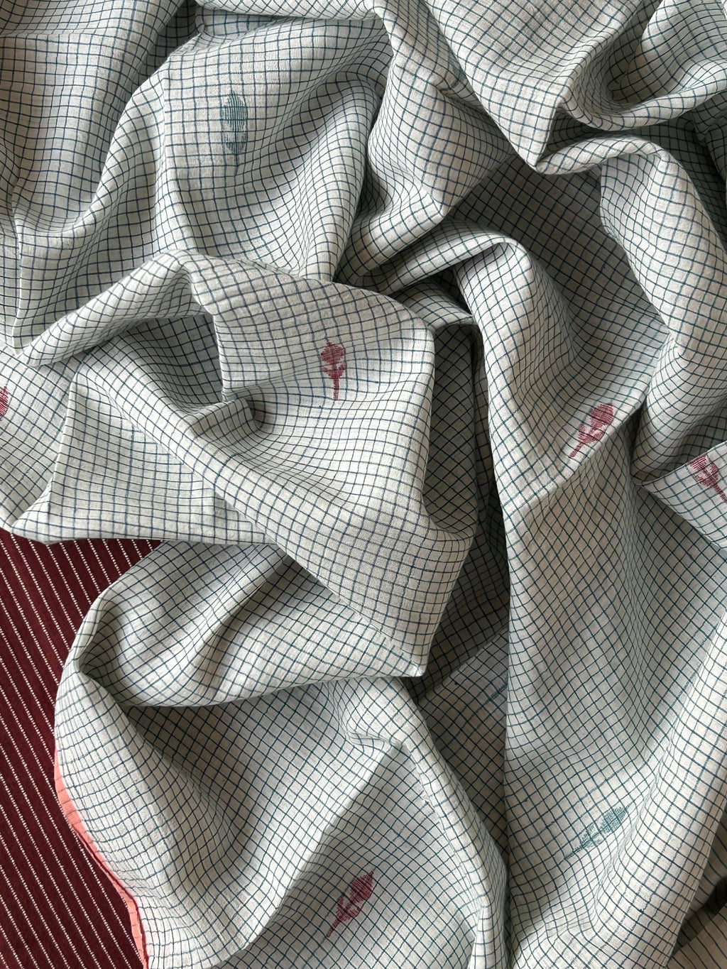 Handwoven Cotton Bengal Jamdani Dupatta Set - The Deep Rose Story