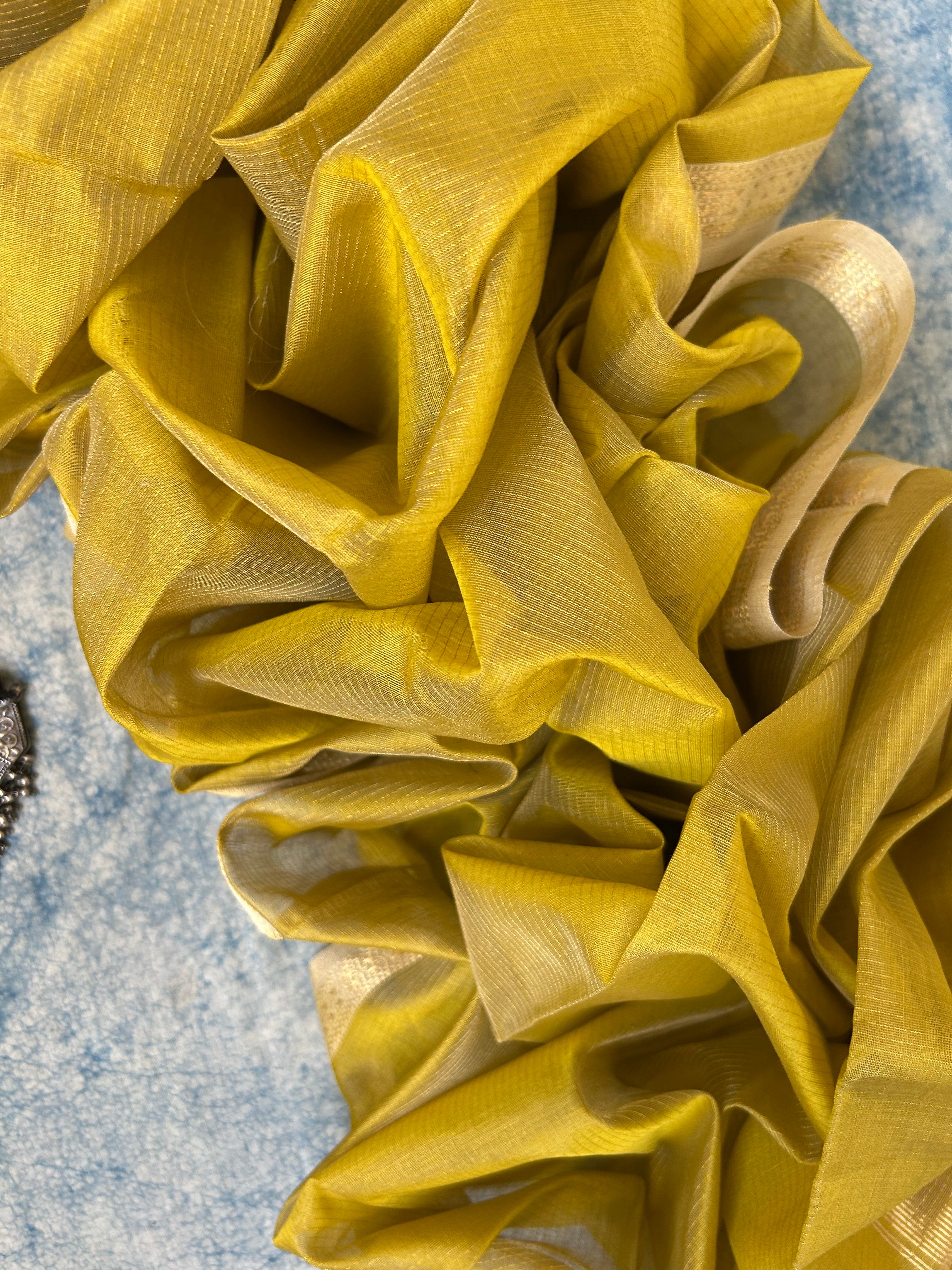 Handwoven Maheshwari Kurta Dupatta Set - Antique Lime Yellow Gold