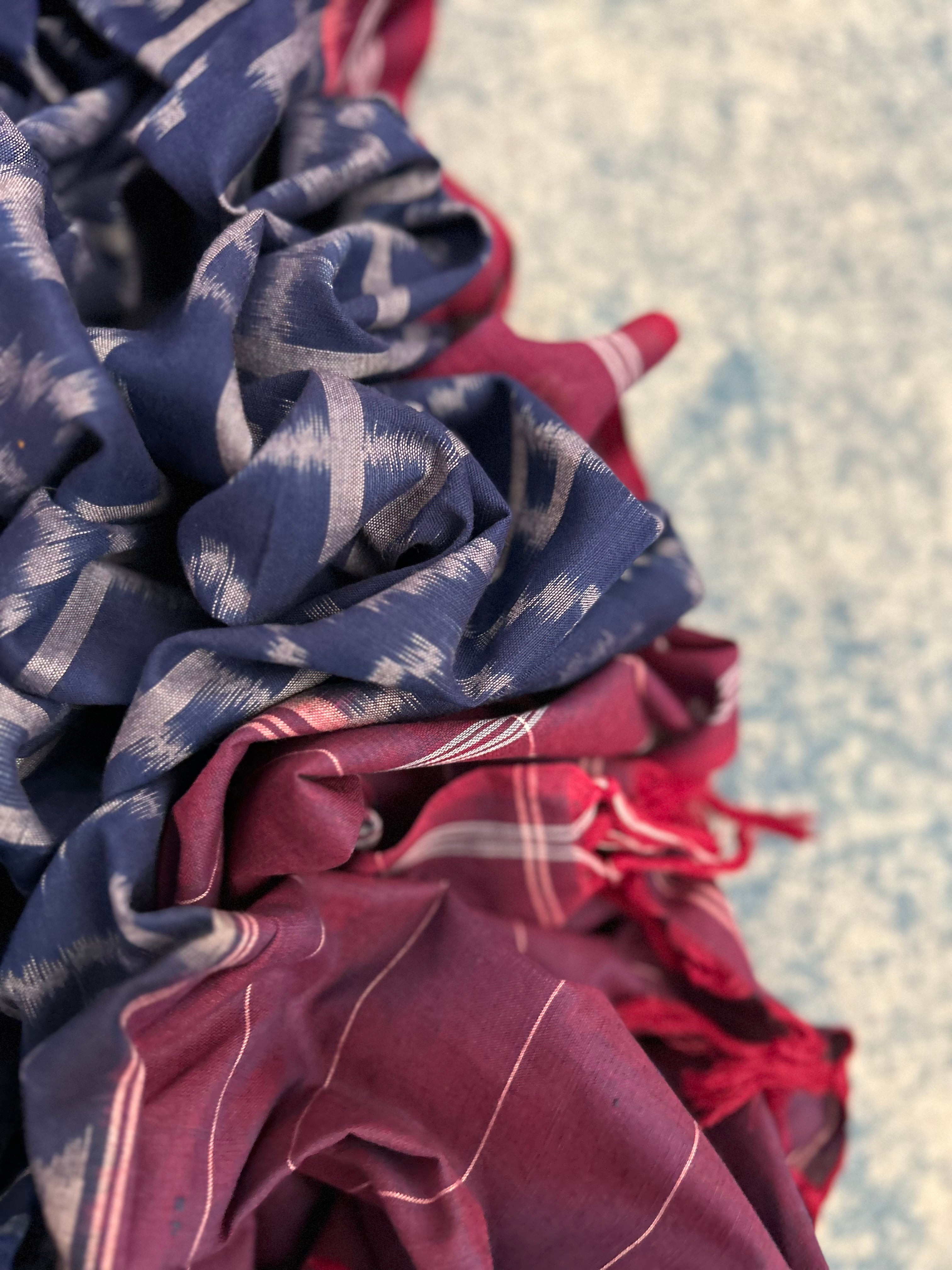 Handwoven Ikat Kurta Telia Dupatta Set
