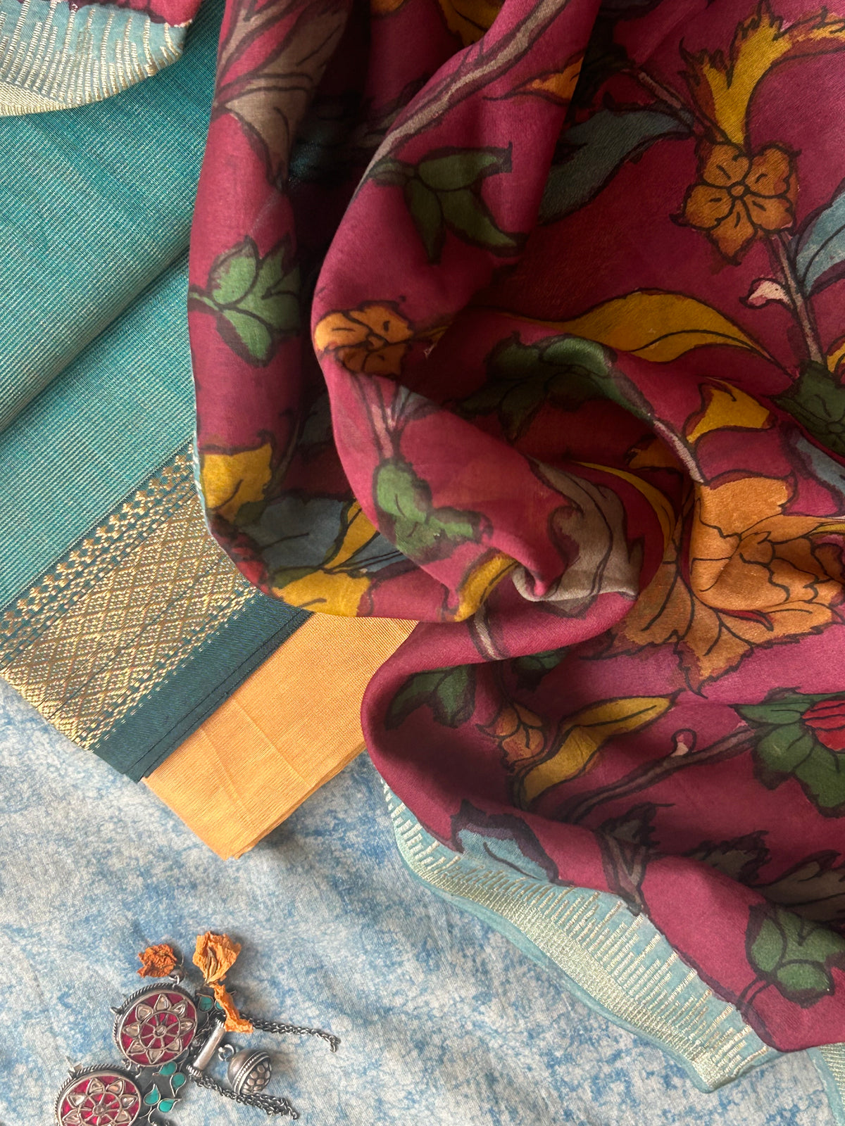 Madhavi - Handwoven Hand-drawn Handpainted Pen Kalamkari Kurta Dupatta Set