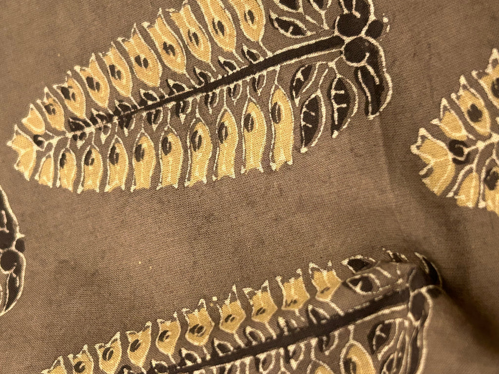 Handblock Printed Ajrakh Cotton - Chickoo Butta (1m)