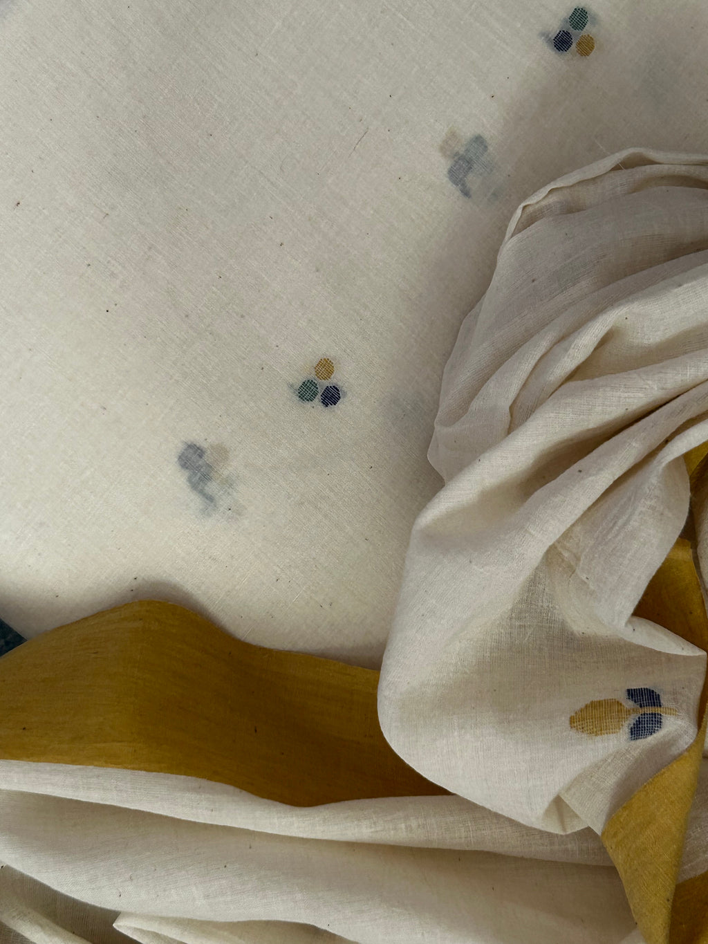 Rosa - Handwoven Bengal Jamdani Kurta Dupatta set