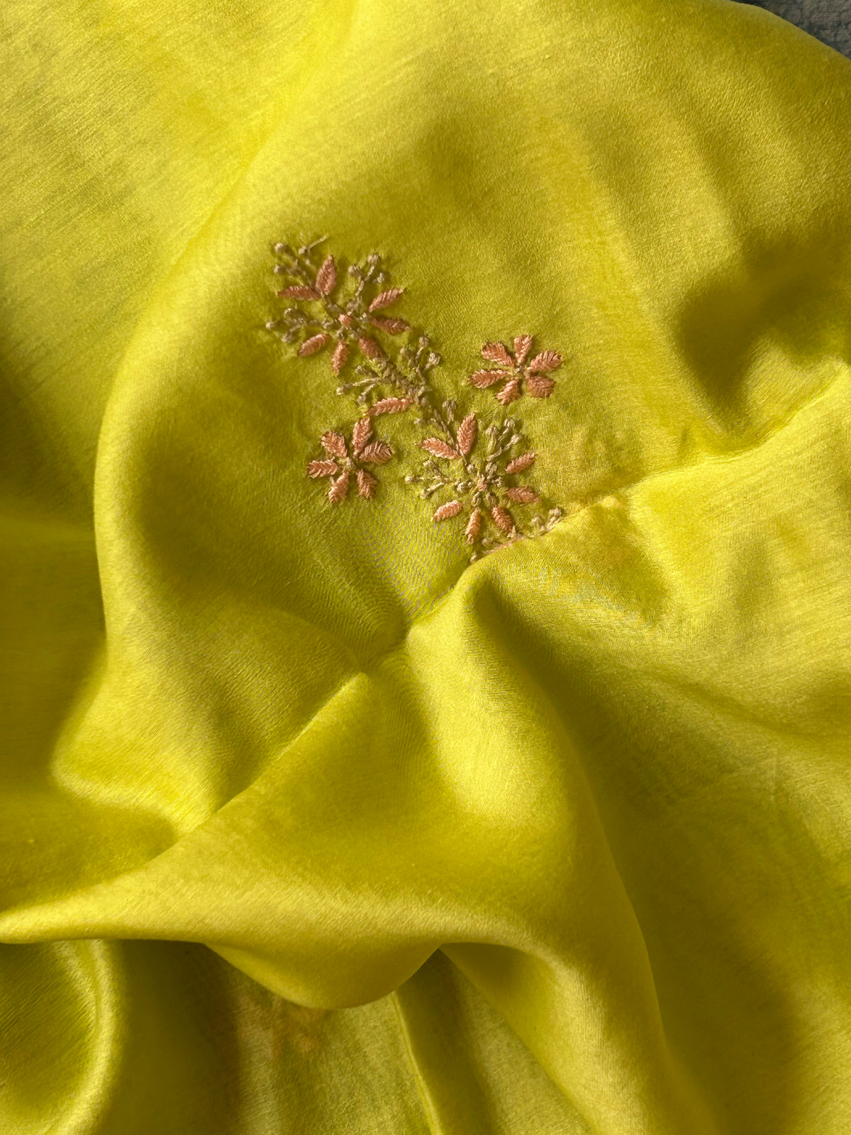 Vibha - Handwoven Chikankari Work Maheshwari Set