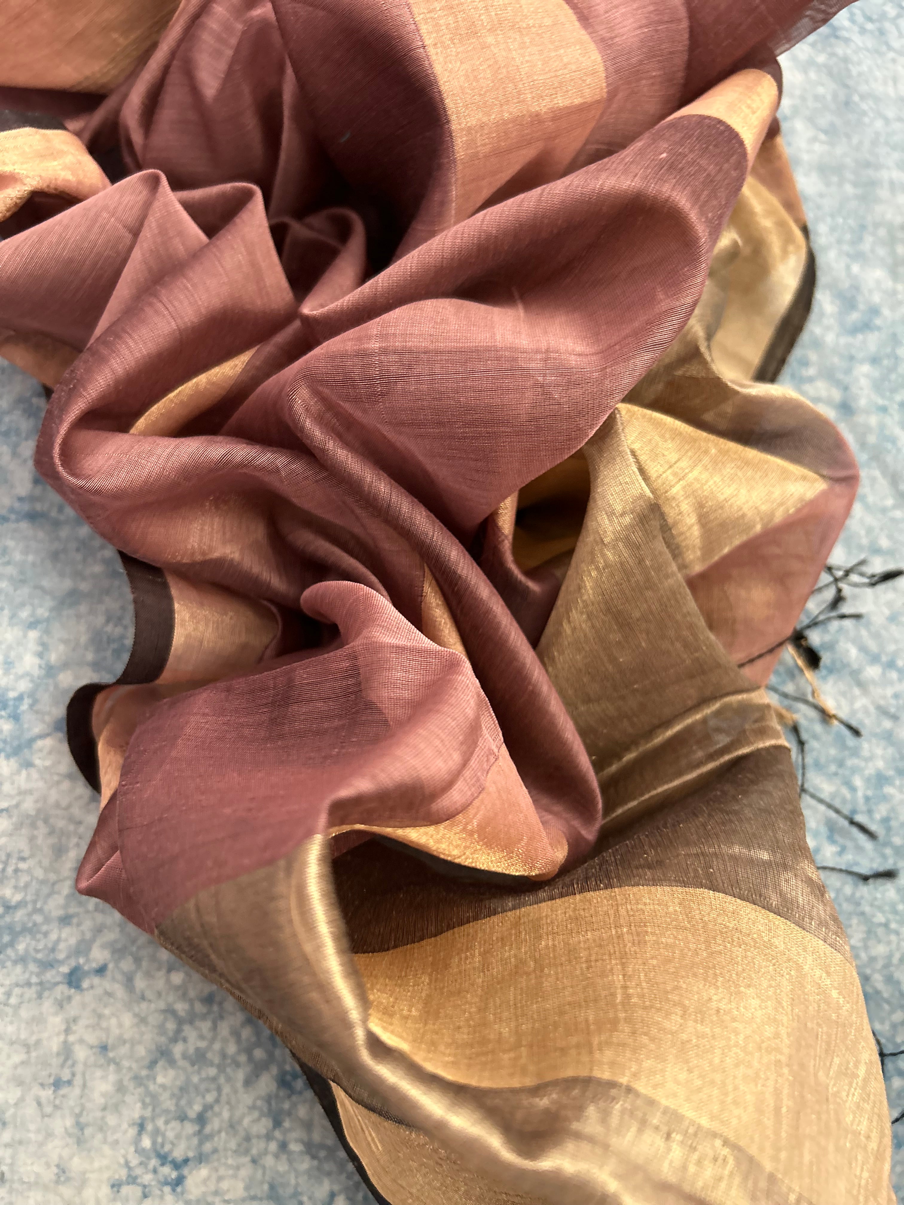 Handwoven Maheshwari Kurta dupatta set