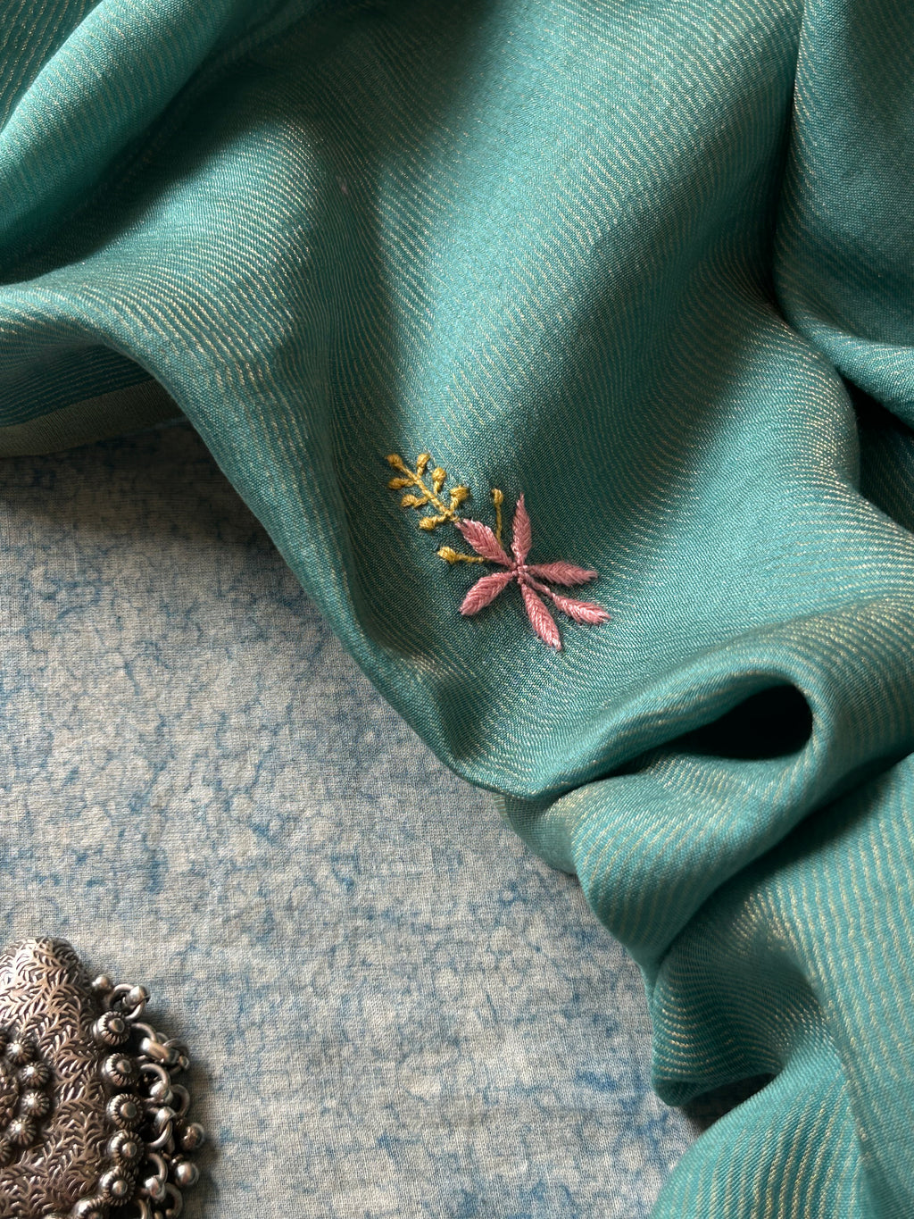 Amruta - Handwoven Chikankari Work Maheshwari Tissue Set