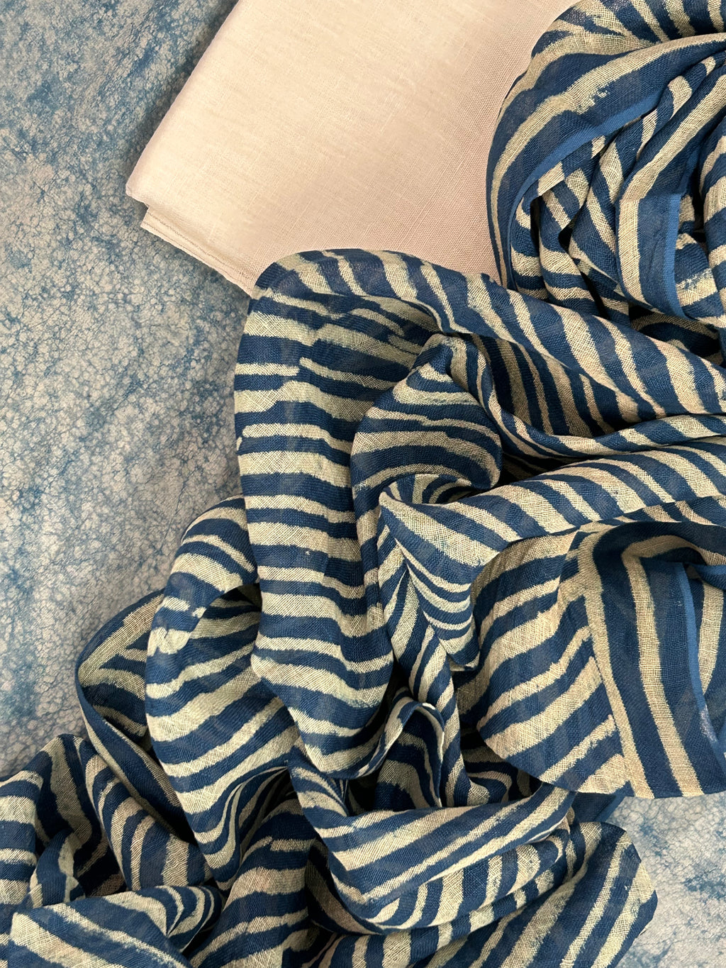 Handcrafted Linen Kurta Dupatta Set