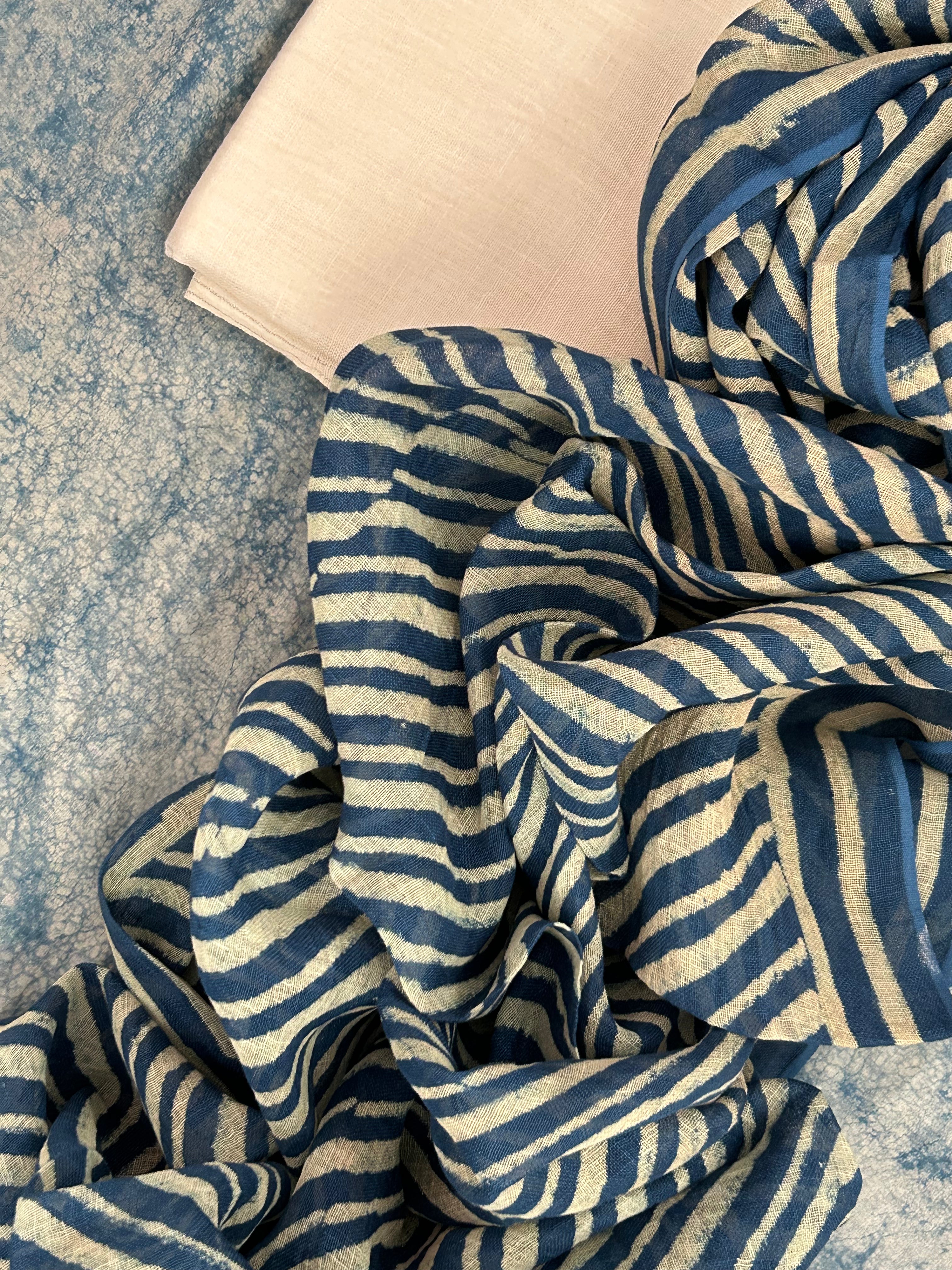 Handcrafted Linen Kurta Dupatta Set