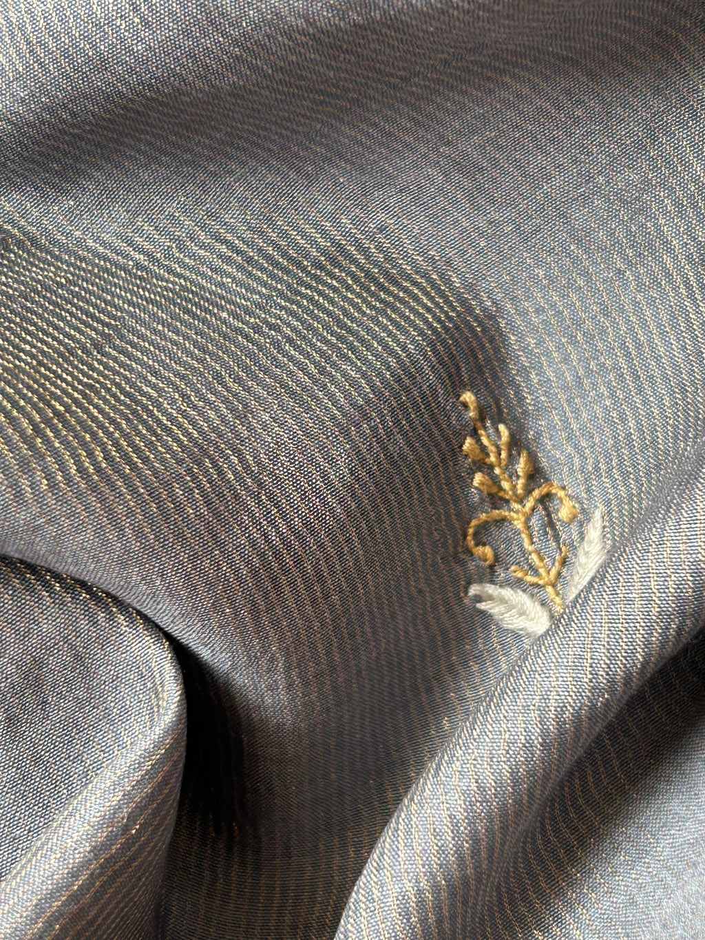 Rohini - Handwoven Chikankari Work Maheshwari Tissue Set