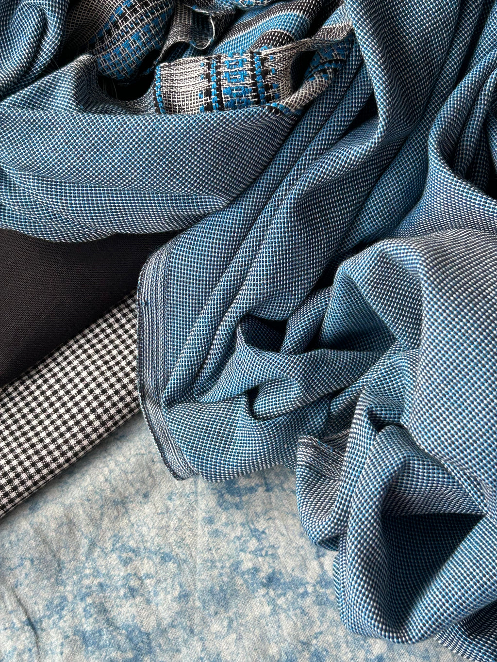 Neelambar - Handwoven Telangana Cotton and Bhujodi Dupatta Set