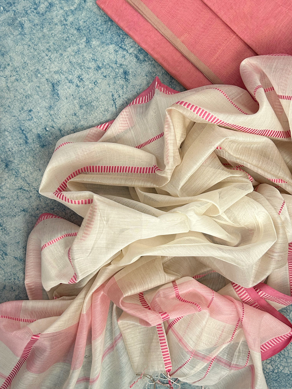Handwoven Maheshwari Kurta Dupatta Set - Baby Pink & Ivory