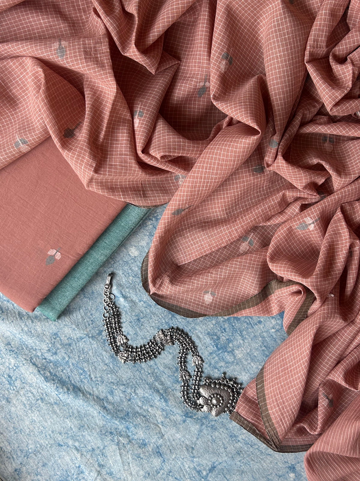 Parijat - Handwoven Bengal Jamdani Kurta Dupatta set