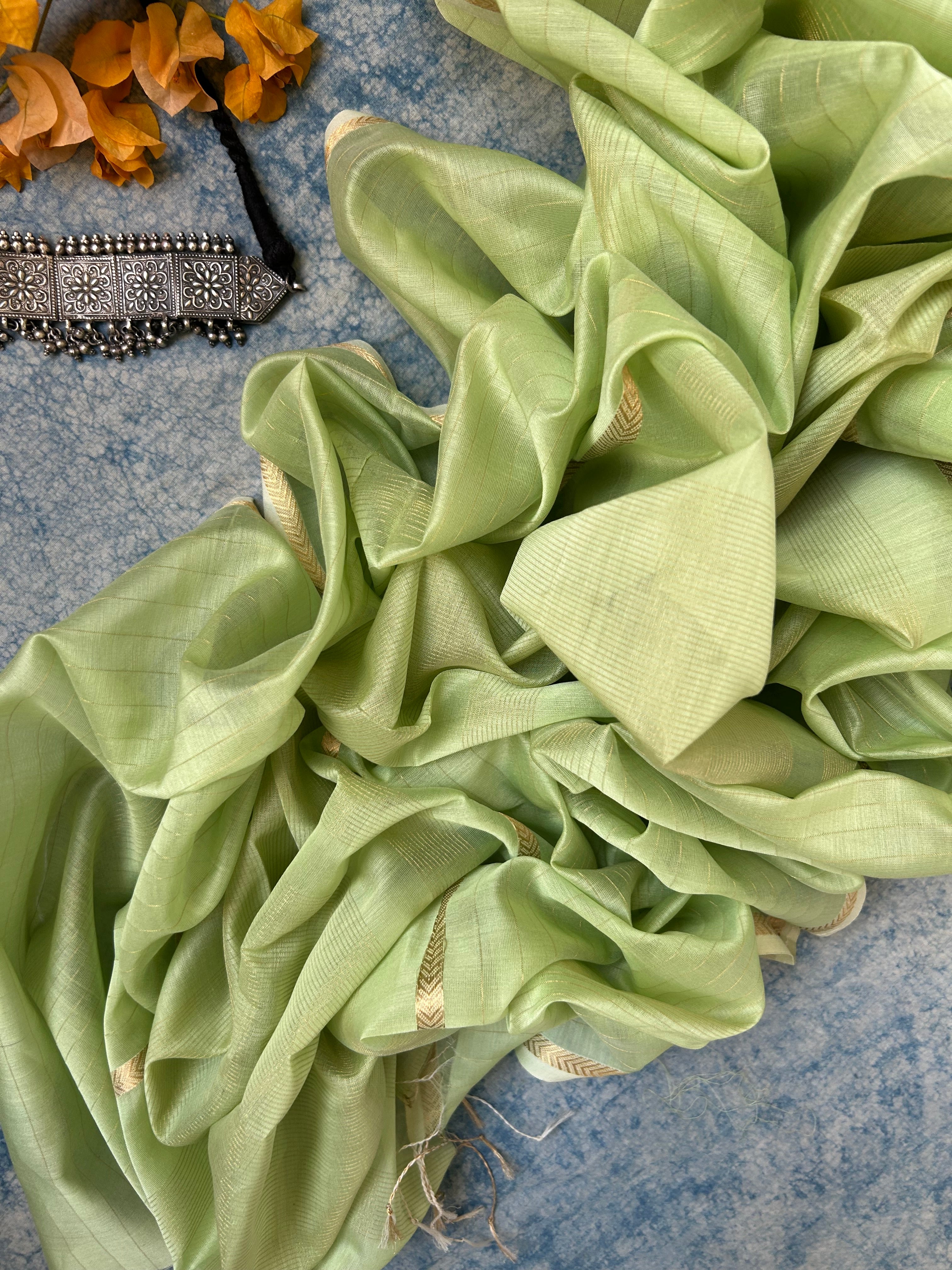 Handwoven Maheshwari Kurta Dupatta Set - Pistachio Green