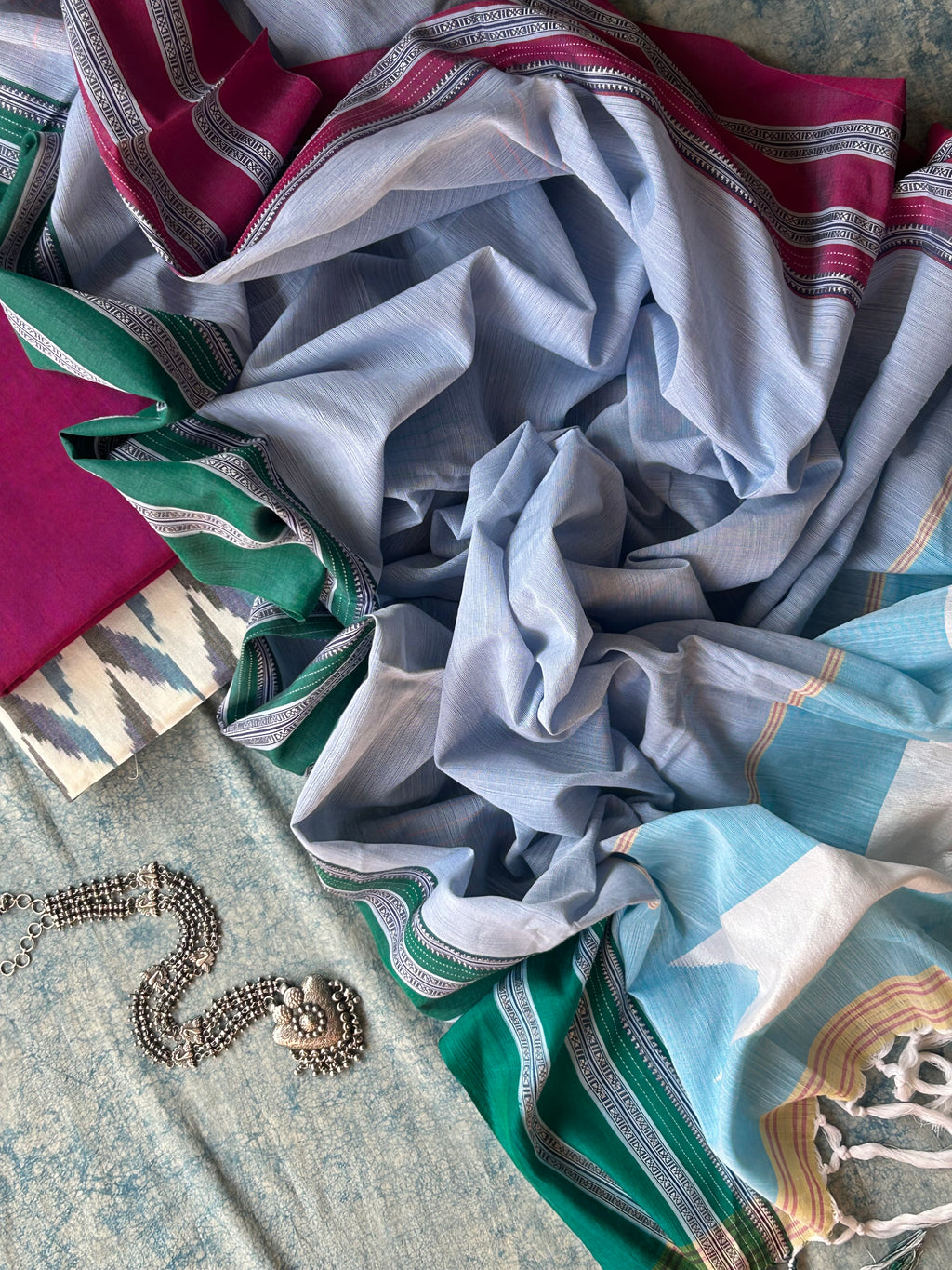 Aasmaani - Handwoven Telangana cotton and Ilkal Dupatta Set
