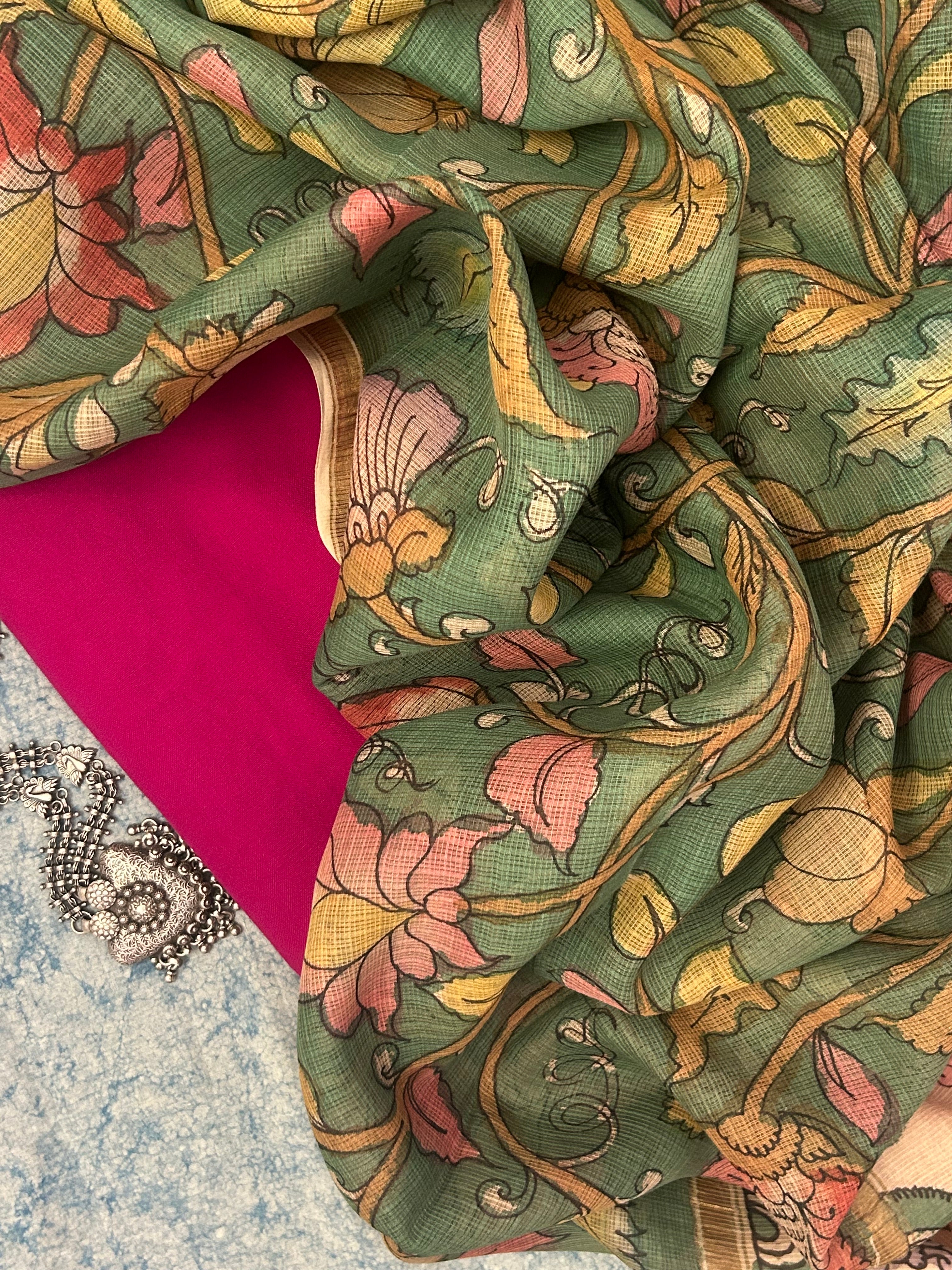 Handwoven Handcrafted Kalamkari Set