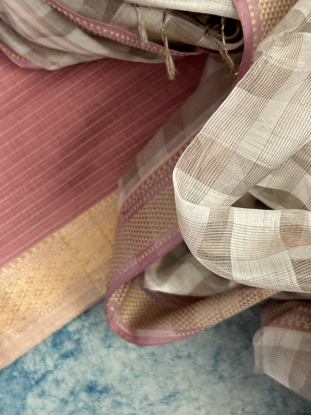 Handwoven Maheshwari Kurta Dupatta Set - Mauve & Ivory