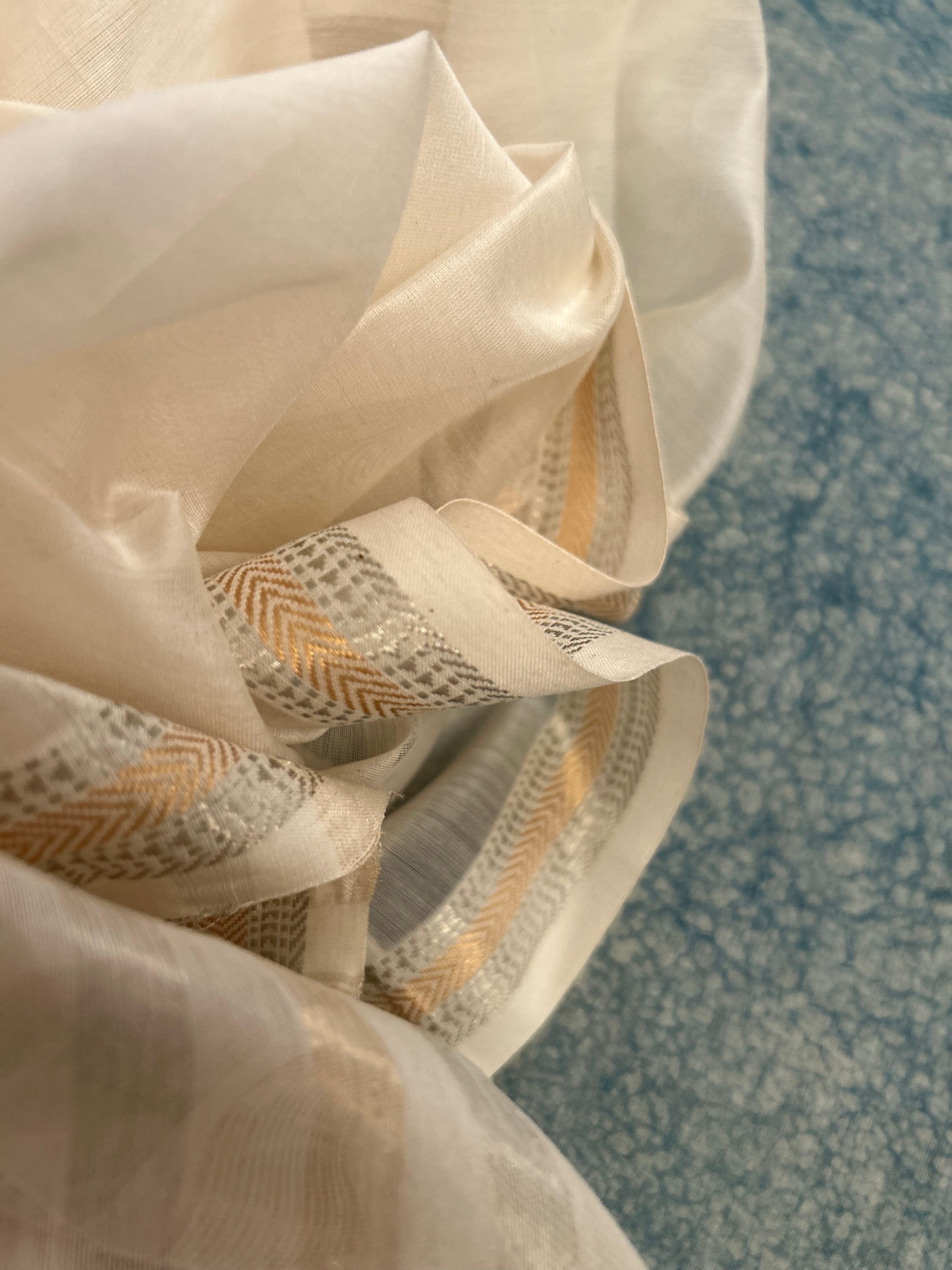 Handwoven Maheshwari Kurta Dupatta Set
