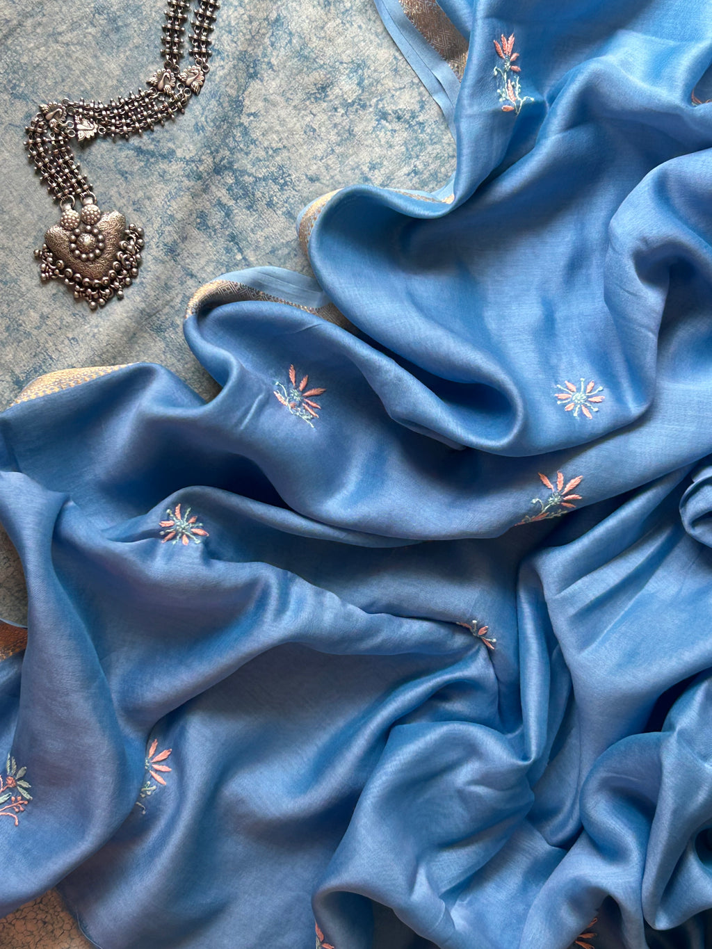 Lavanya - Handwoven Chikankari Work Maheshwari Set