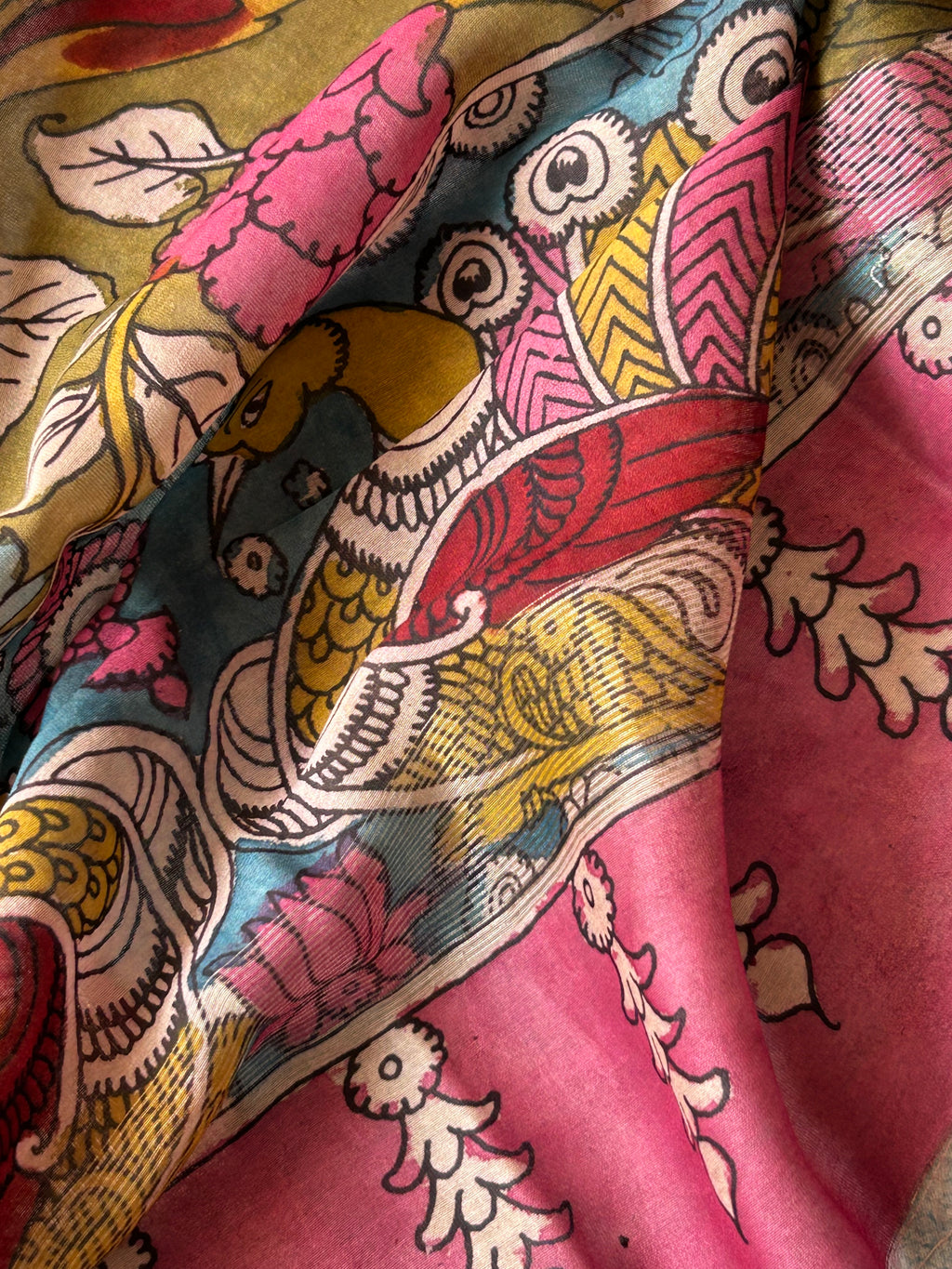 Menka - Handwoven Hand-drawn Handpainted Pen Kalamkari Kurta Dupatta Set