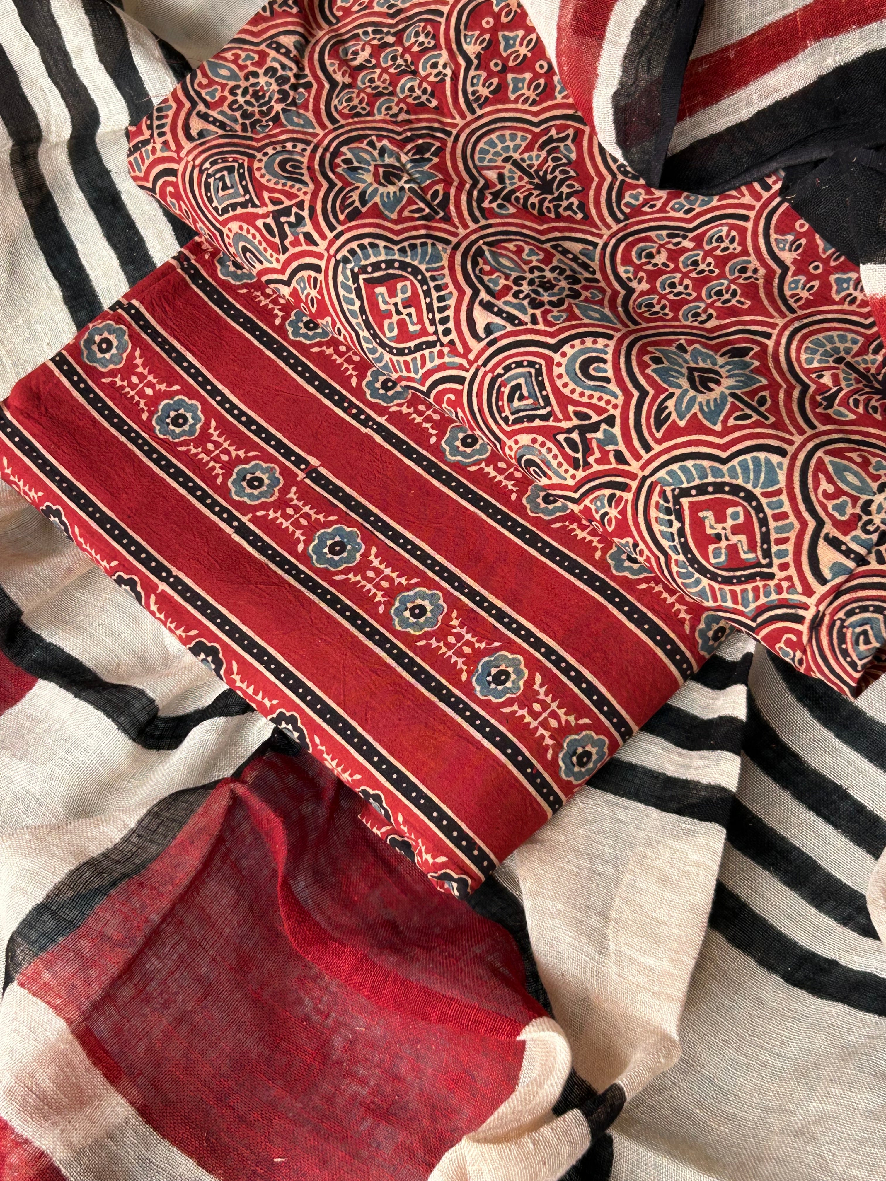 Mahi - Natural Dyes Handblock Ajrakh Cotton and Linen Dupatta Set