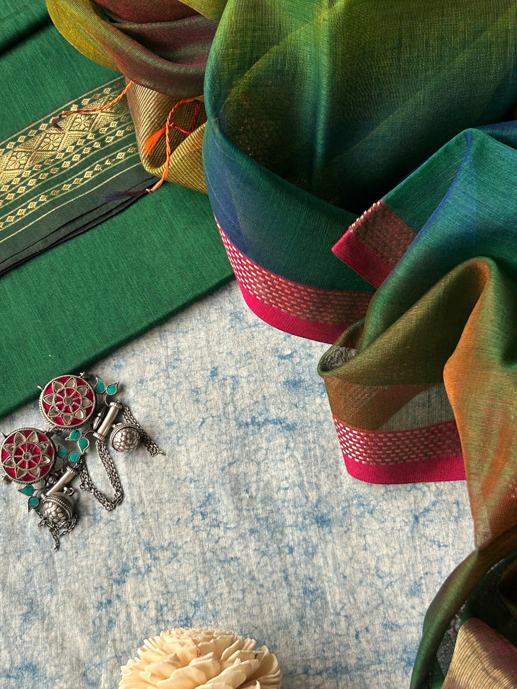 Taara - Handwoven Maheshwari Kurta Dupatta Set