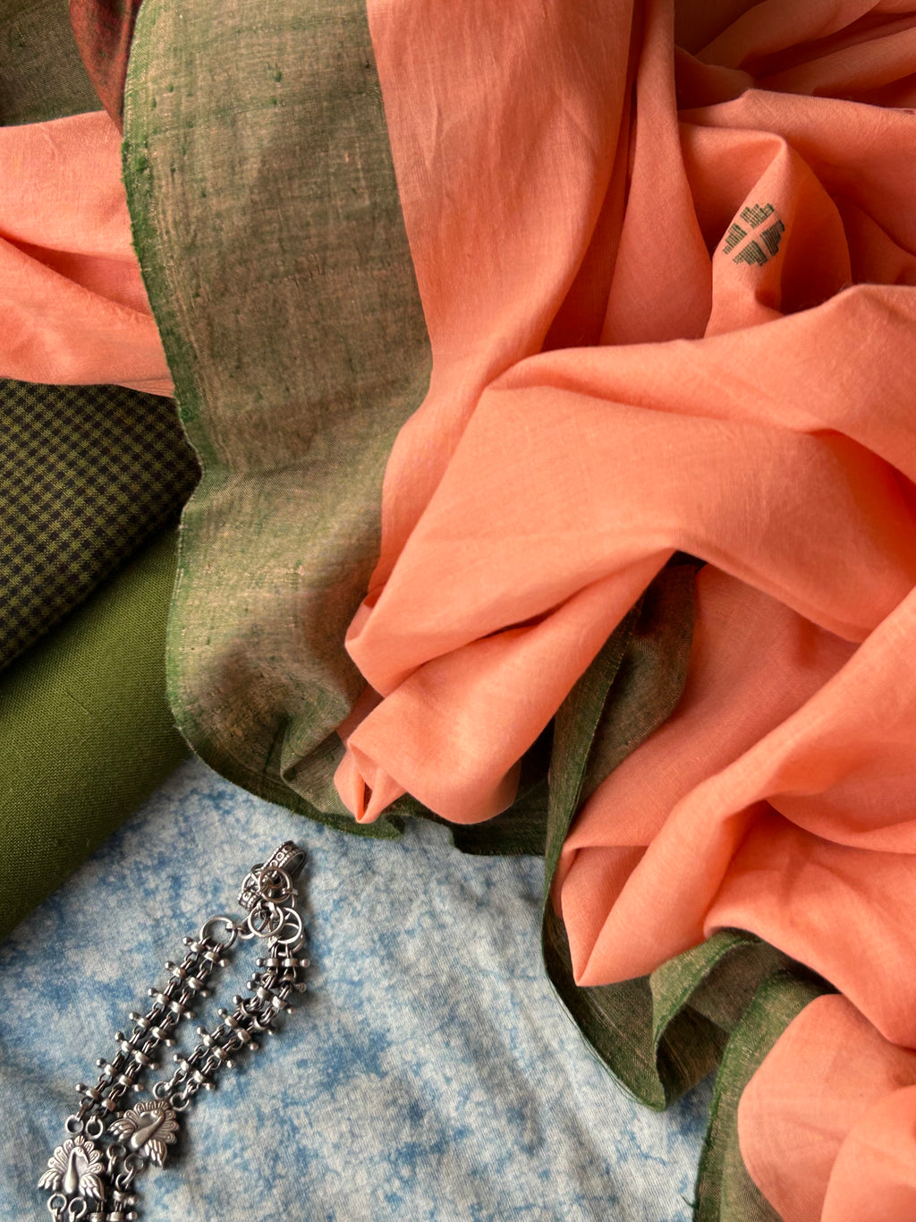 Bahaar - Handwoven Cotton Bengal Jamdani Dupatta Set