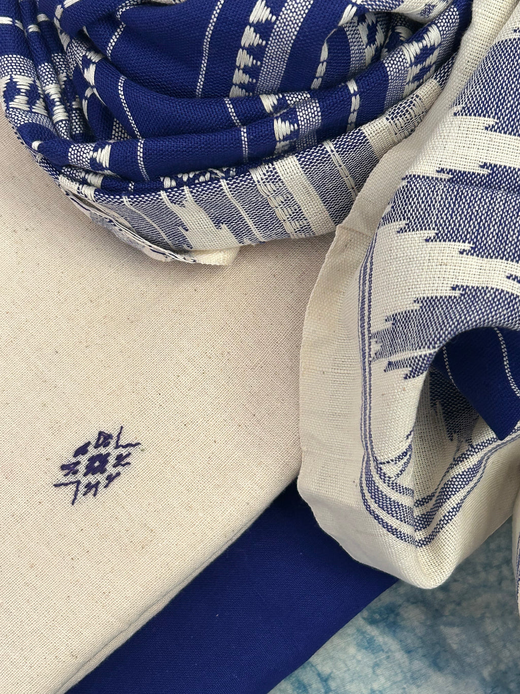 Handspun Handwoven Kotpad Suit Set - Ivory Blue Butti and Stripe Dupatta